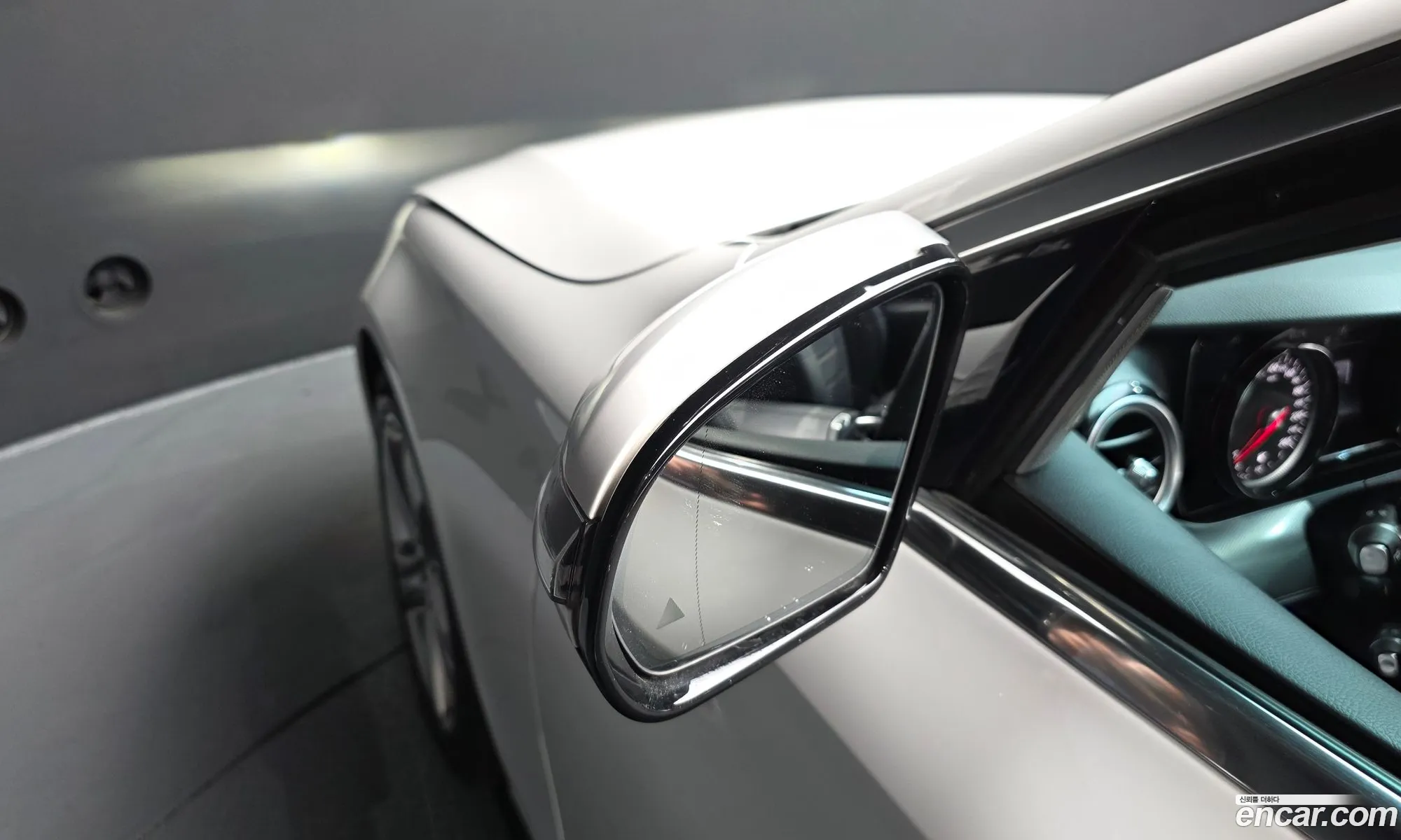 Mercedes-Benz E-Class W213 2018 — 24