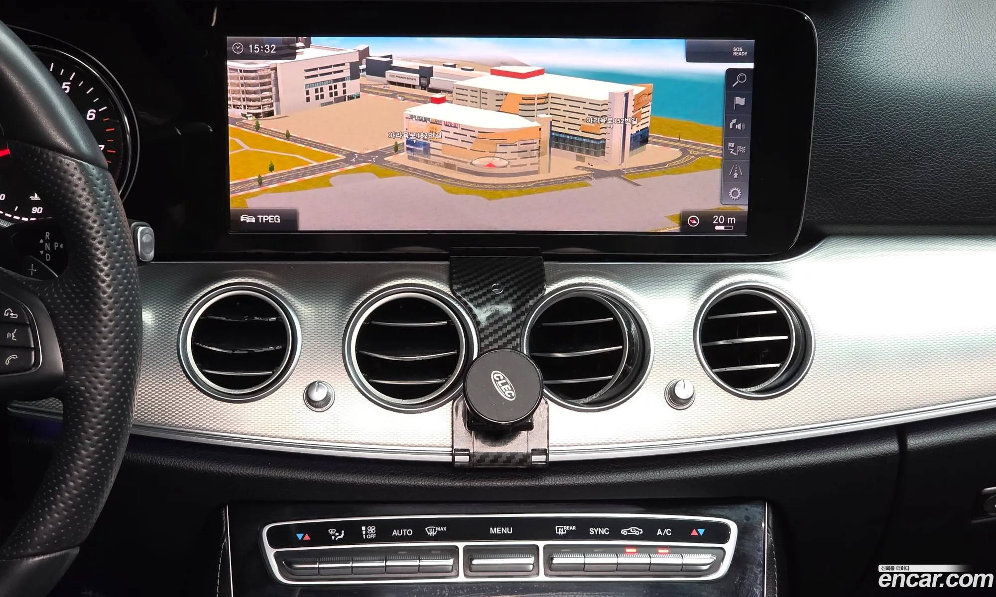 Mercedes-Benz E-Class W213 2018 — 17