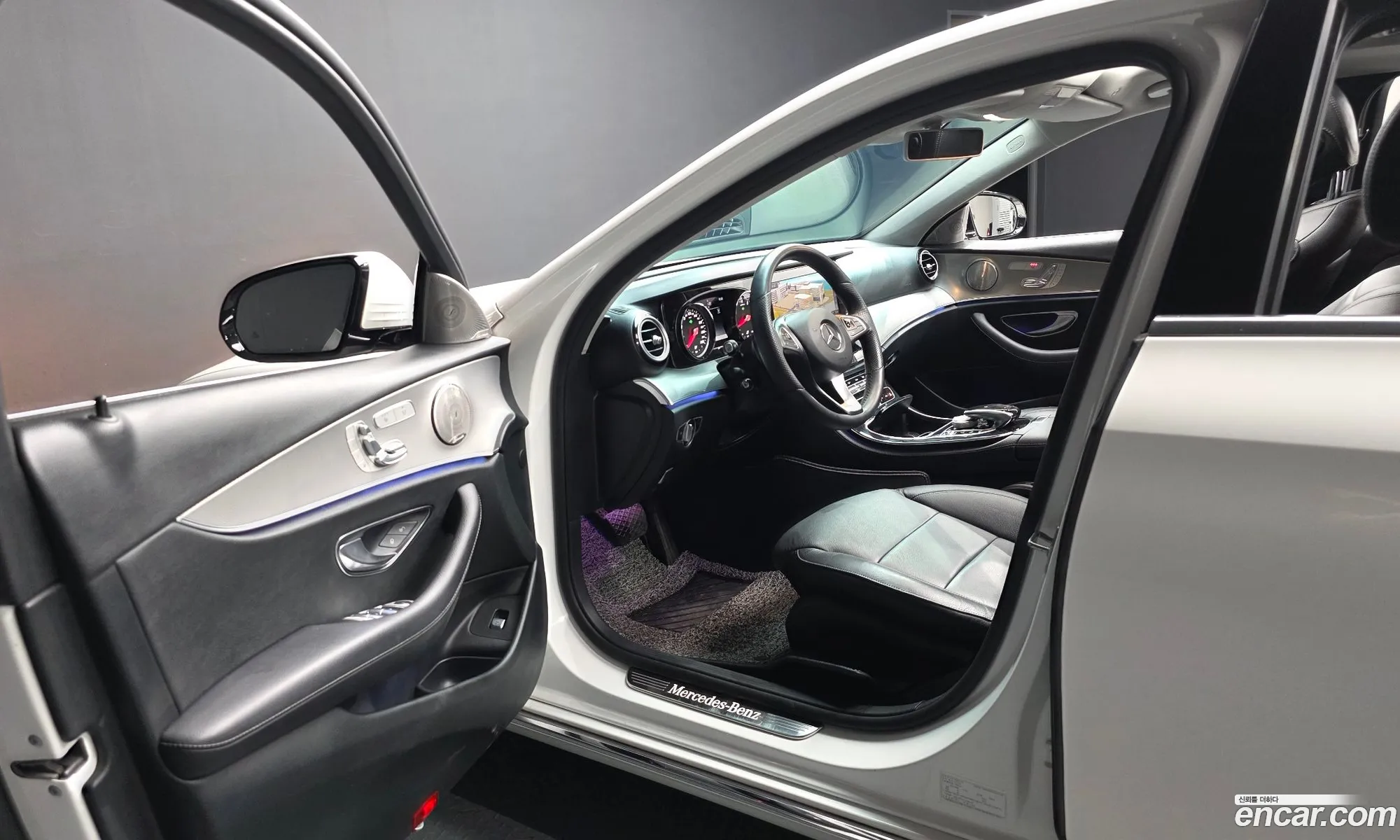 Mercedes-Benz E-Class W213 2018 — 16