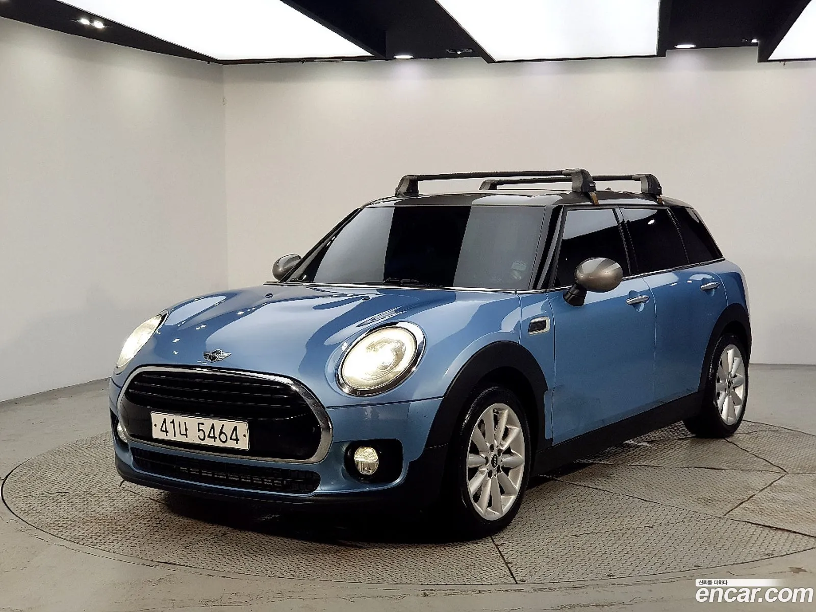Mini Cooper Clubman 2017 — 17