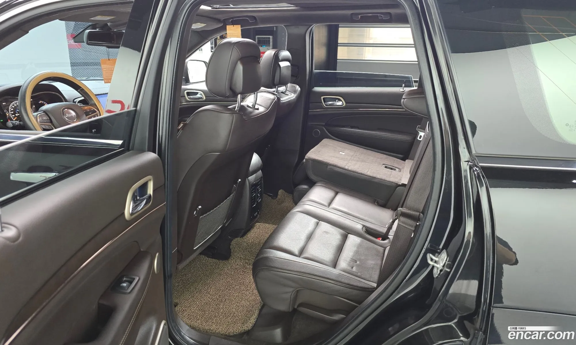Jeep Grand Cherokee 2014 — 17