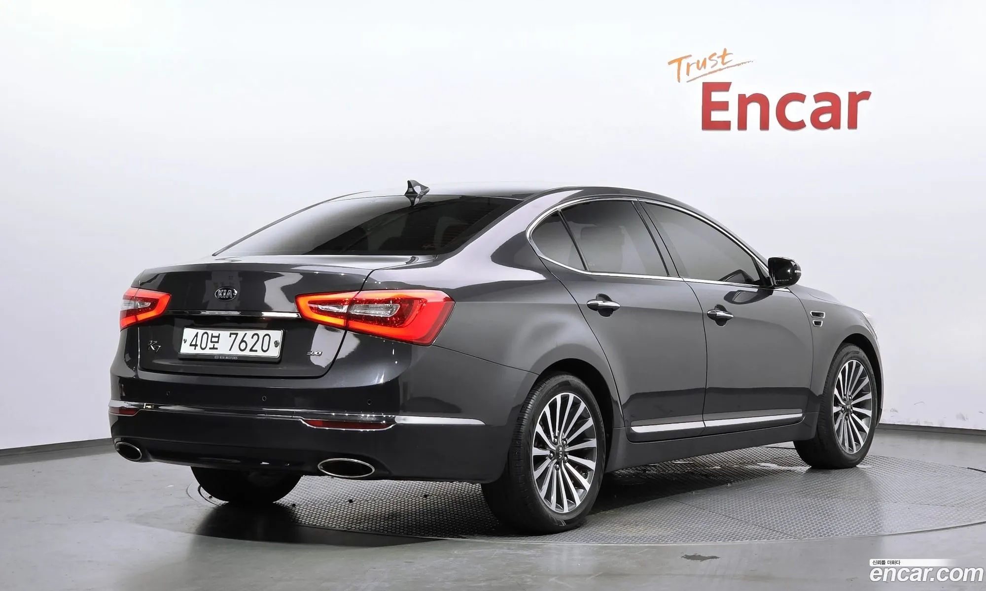 Kia K7 2013 KNALM416BEA152815 — 31