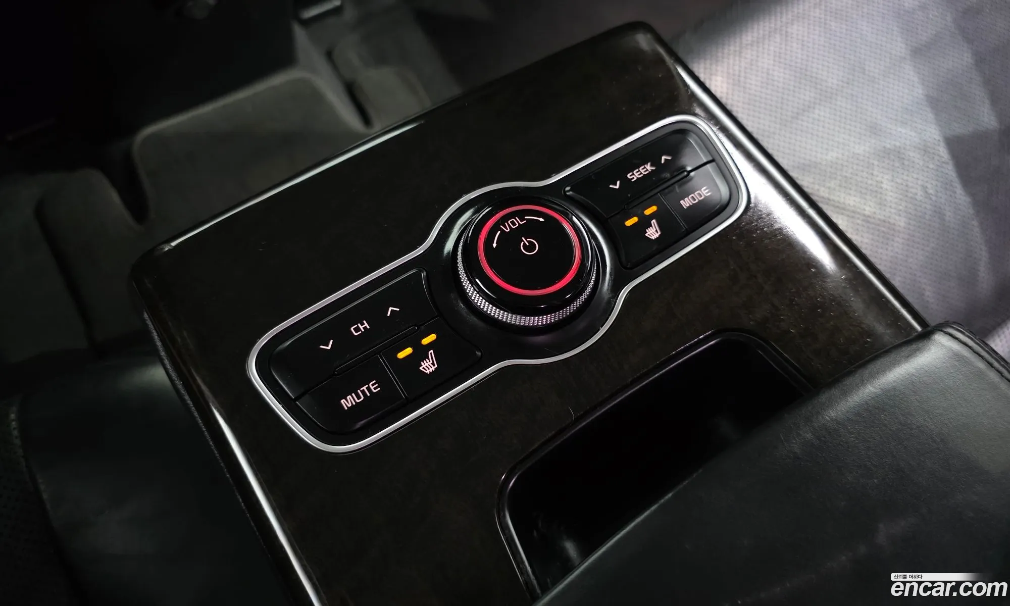 Kia K7 2013 KNALM416BEA152815 — 13