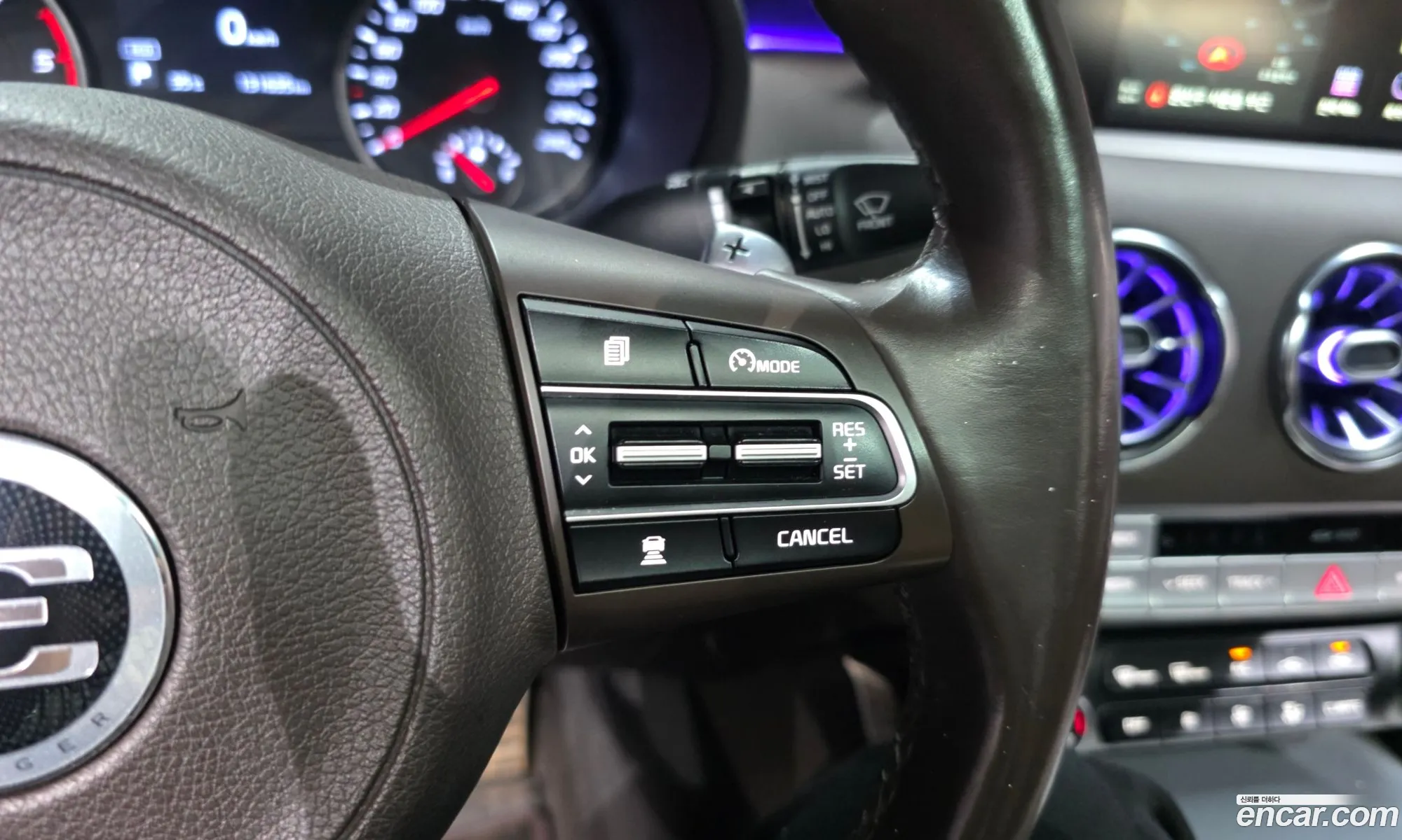 Kia Stinger 2018 KNAE651BDKS045307 — 25