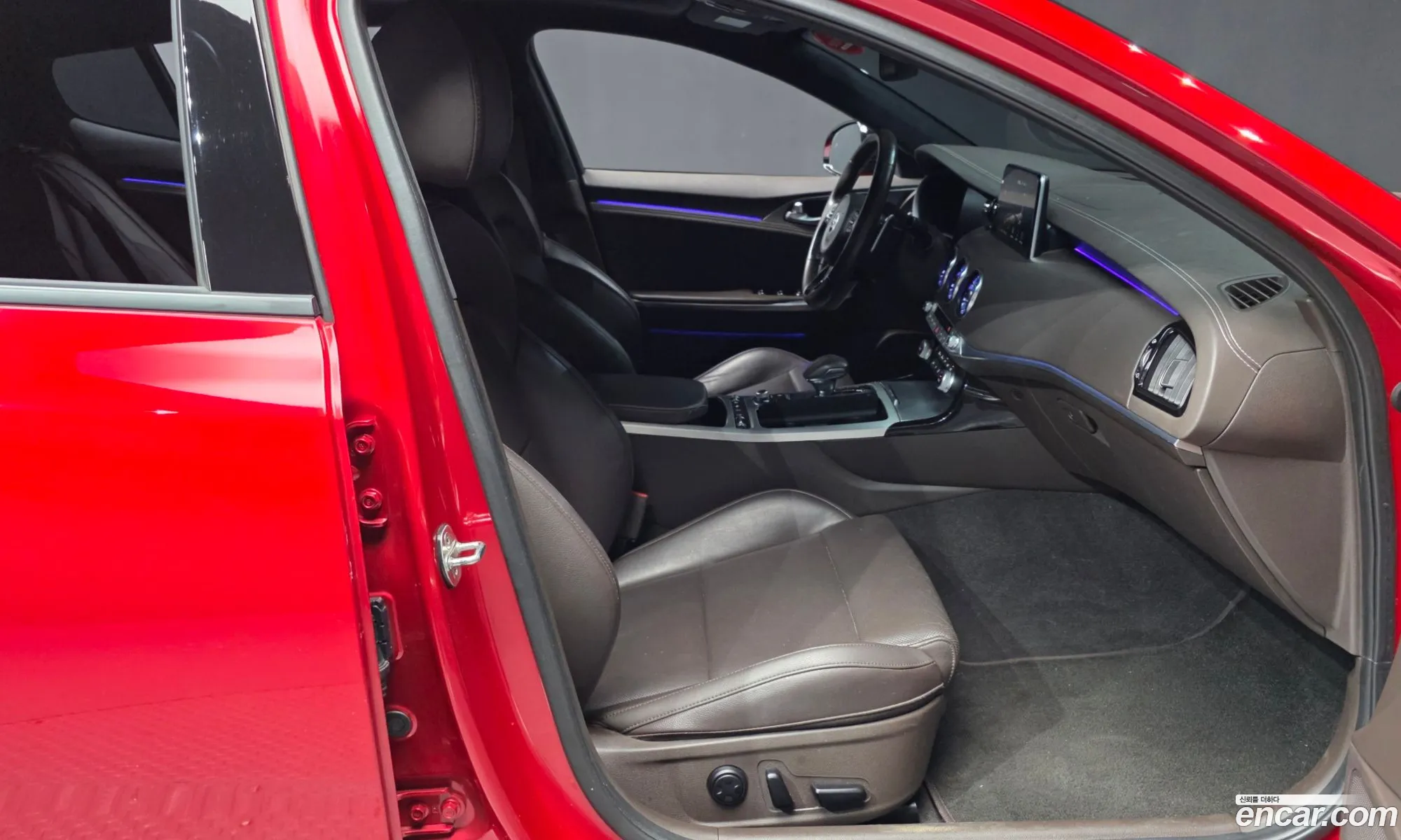 Kia Stinger 2018 KNAE651BDKS045307 — 30
