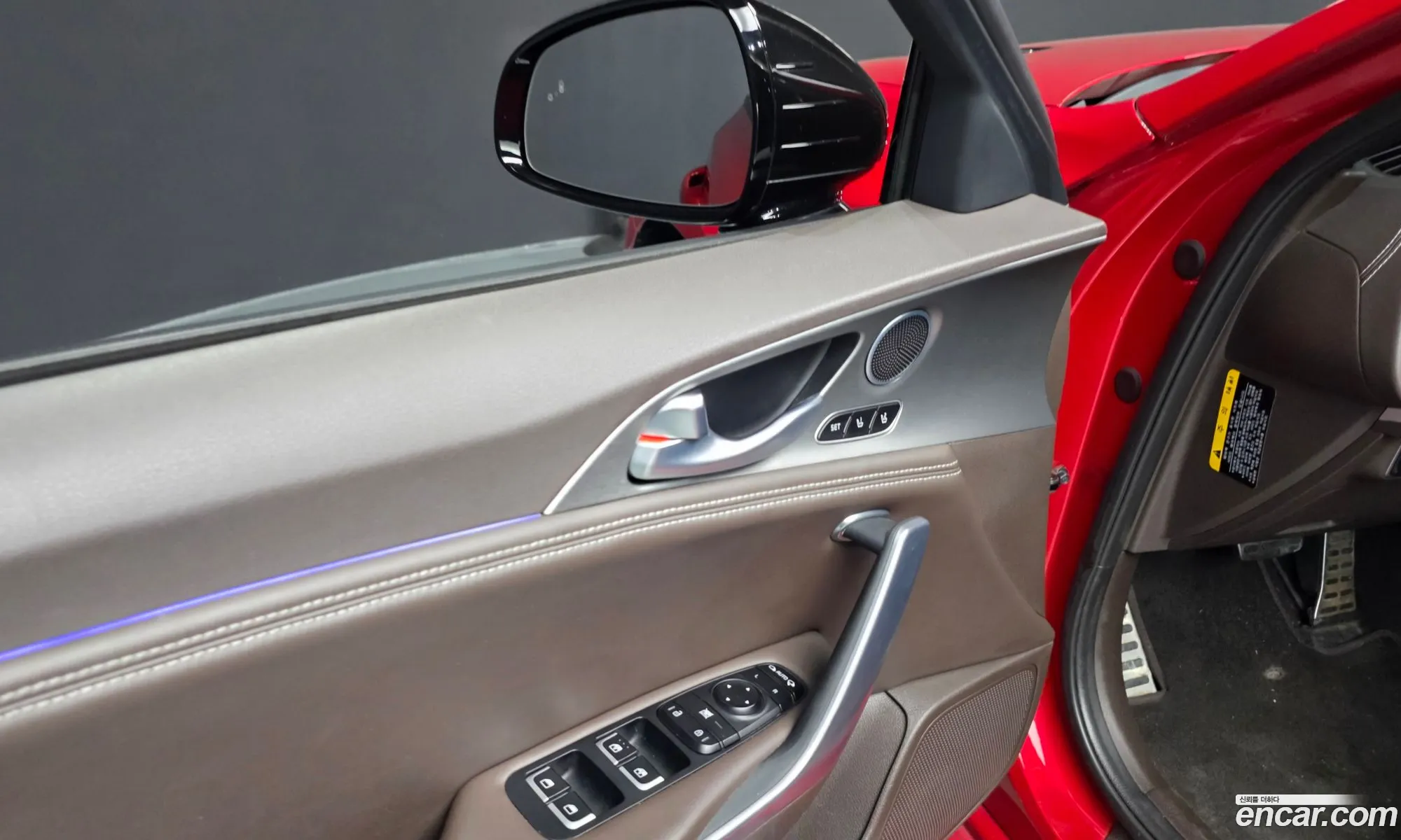 Kia Stinger 2018 KNAE651BDKS045307 — 19