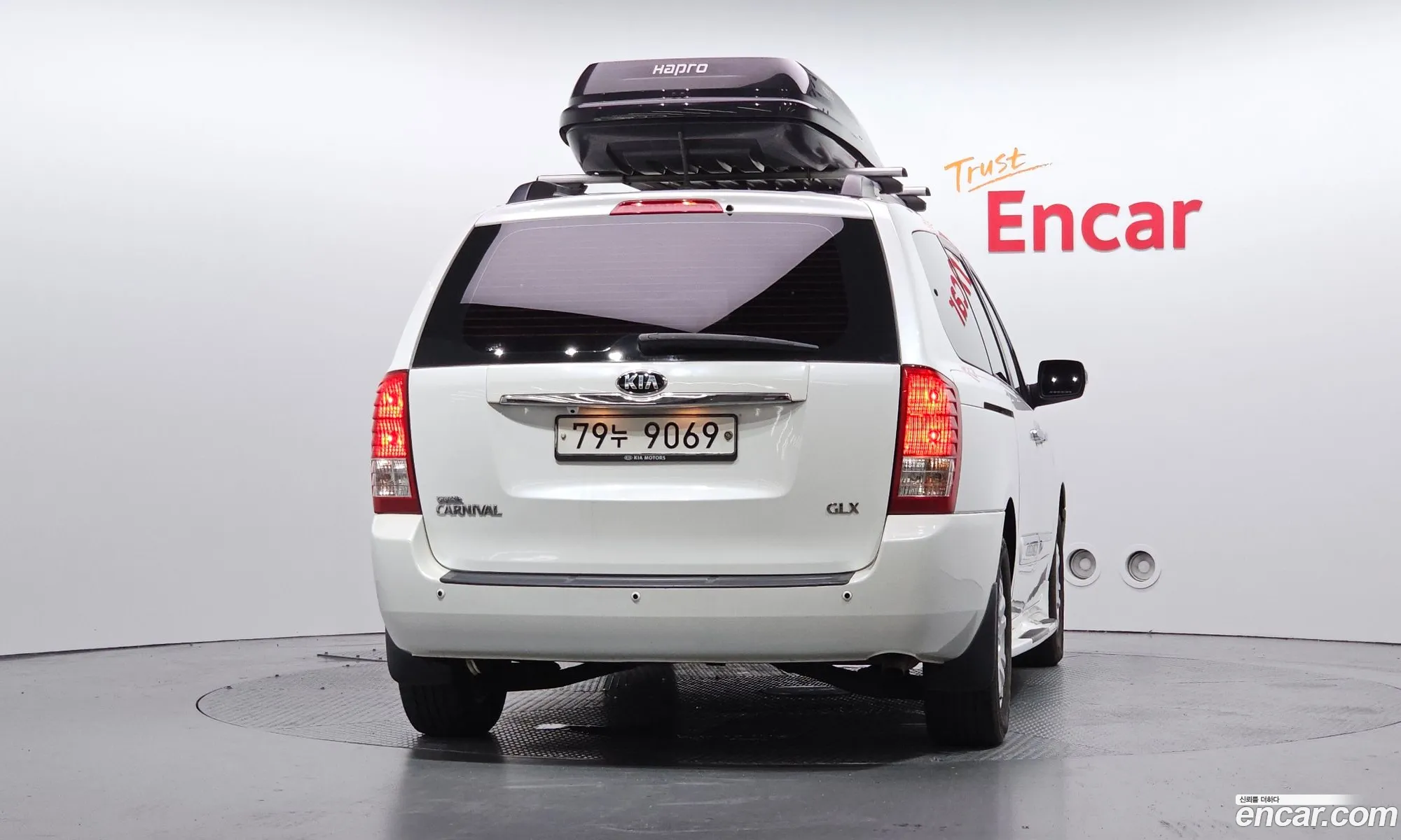 Kia Carnival R 2013 — 3
