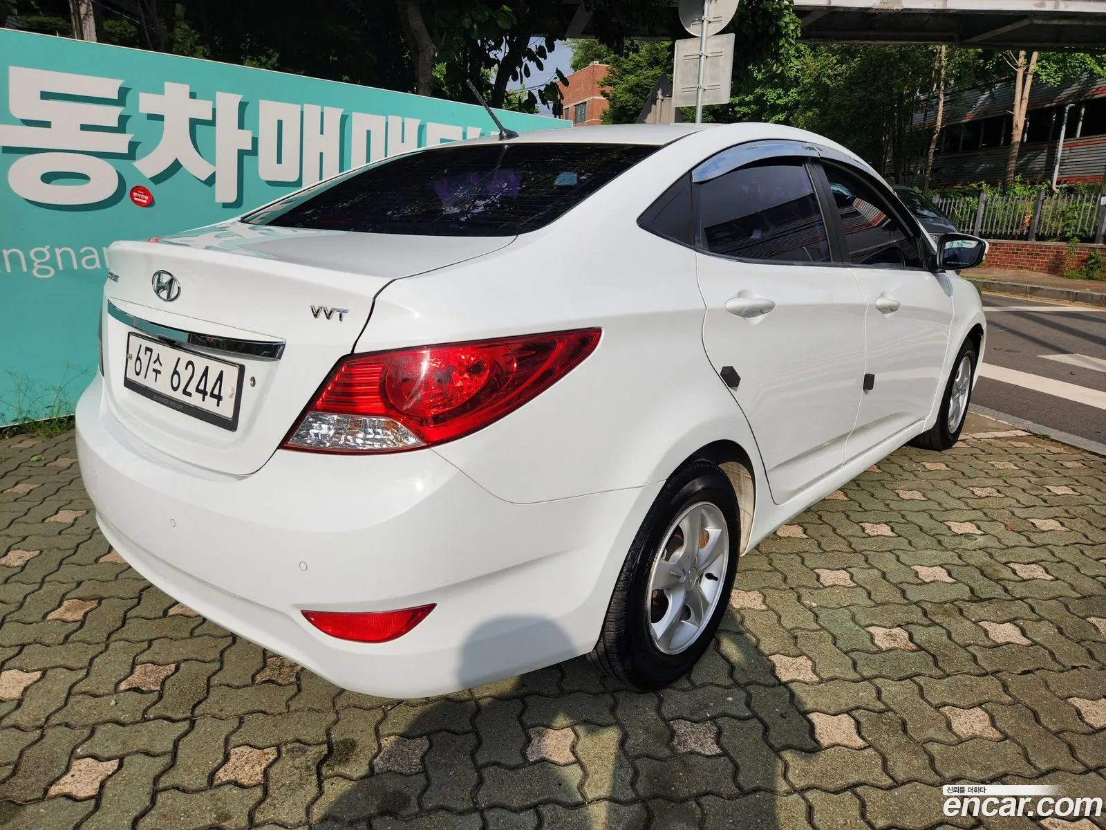 Hyundai Accent 2012 — 4