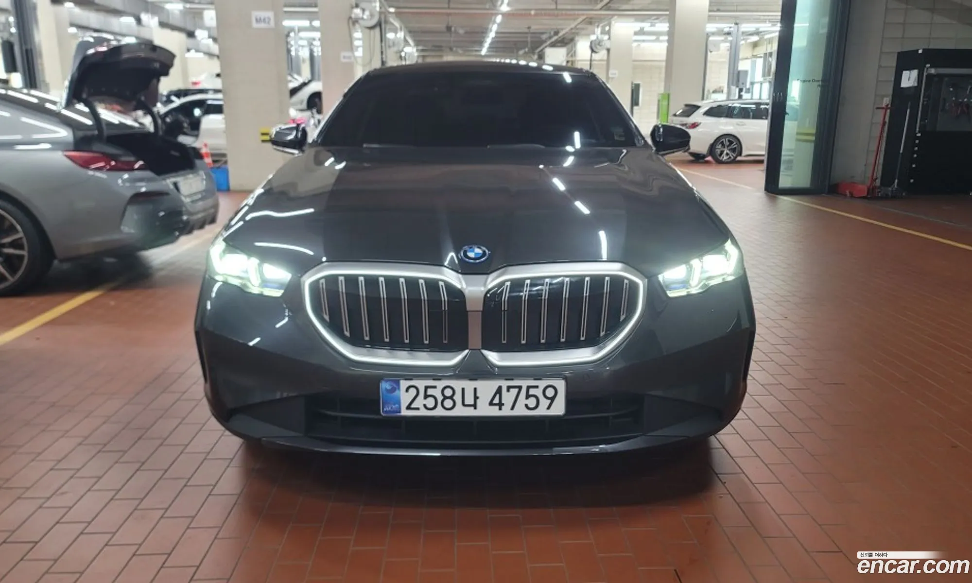 BMW 5 Series 2025 — 5