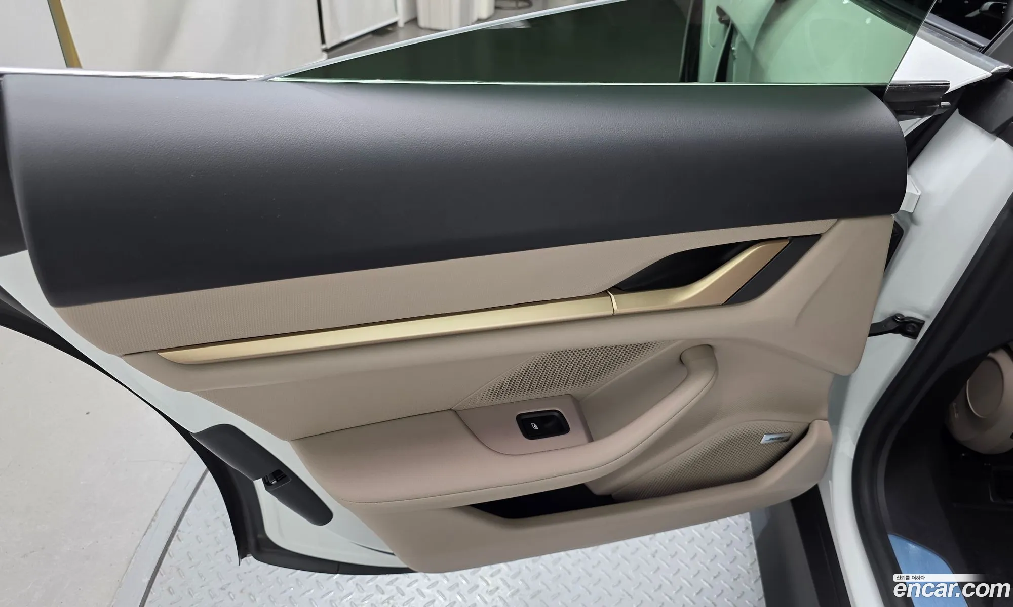 Porsche Taycan 2024 — 7