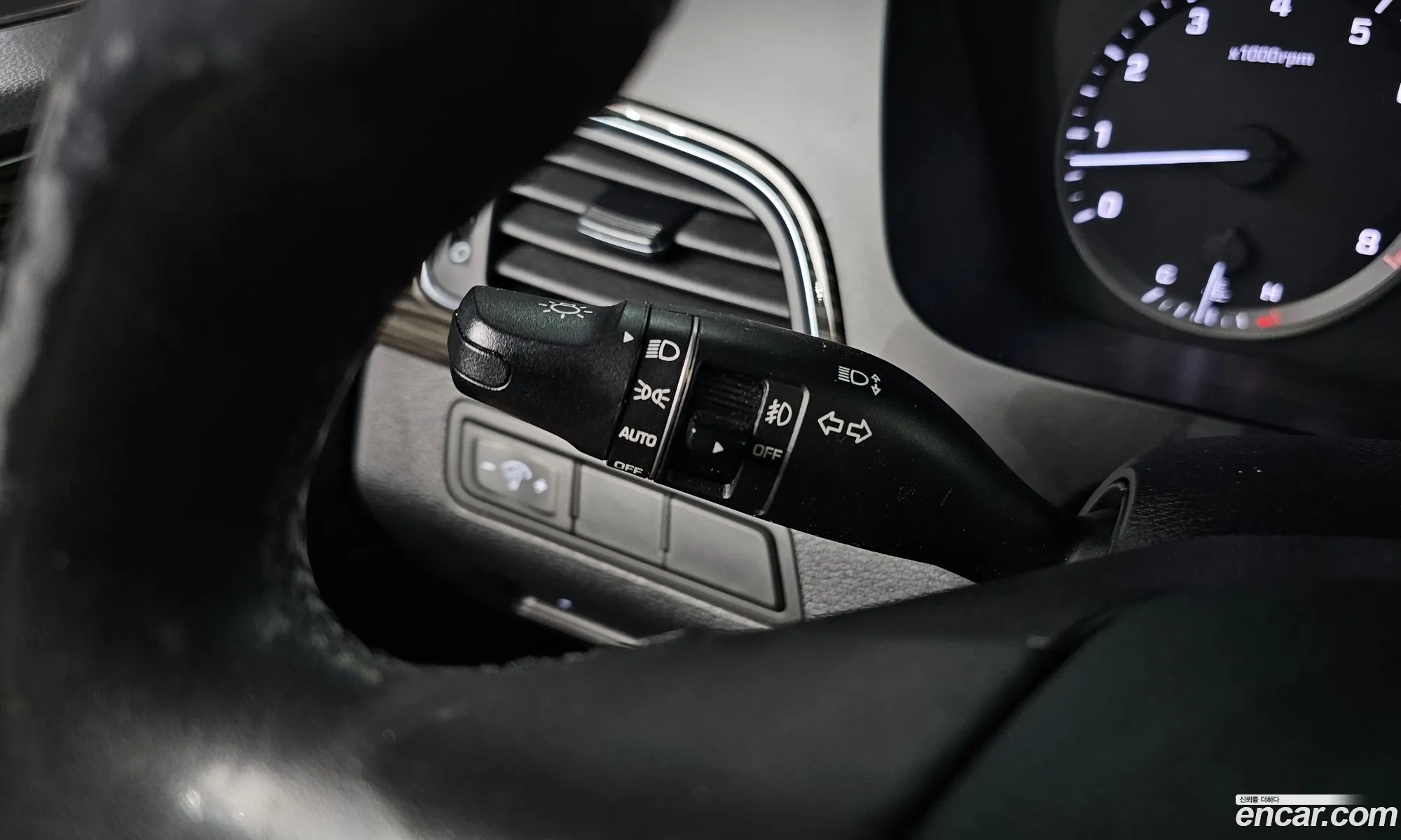 Hyundai LF Sonata 2015 KMHE341CBFA125254 — 12