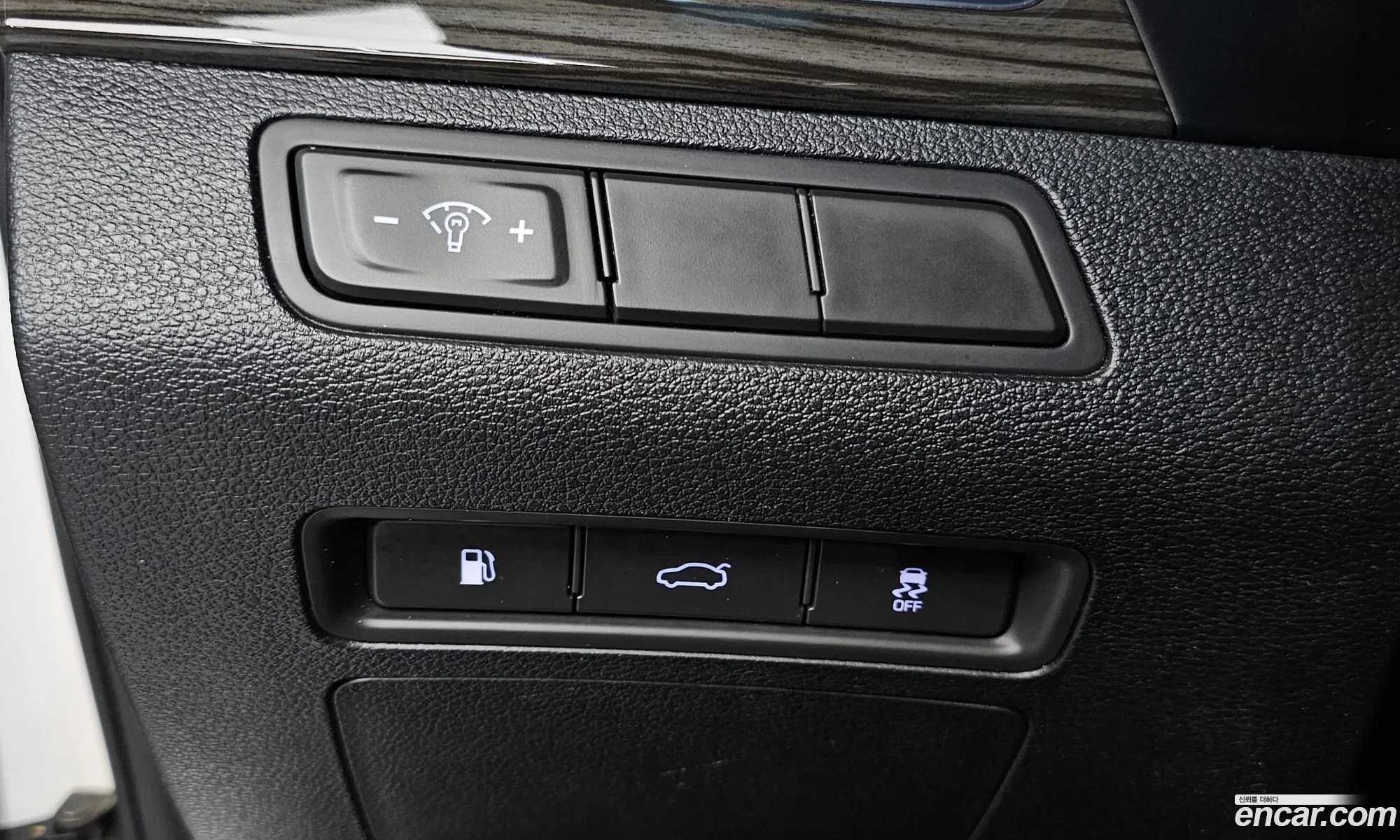 Hyundai LF Sonata 2015 KMHE341CBFA125254 — 15
