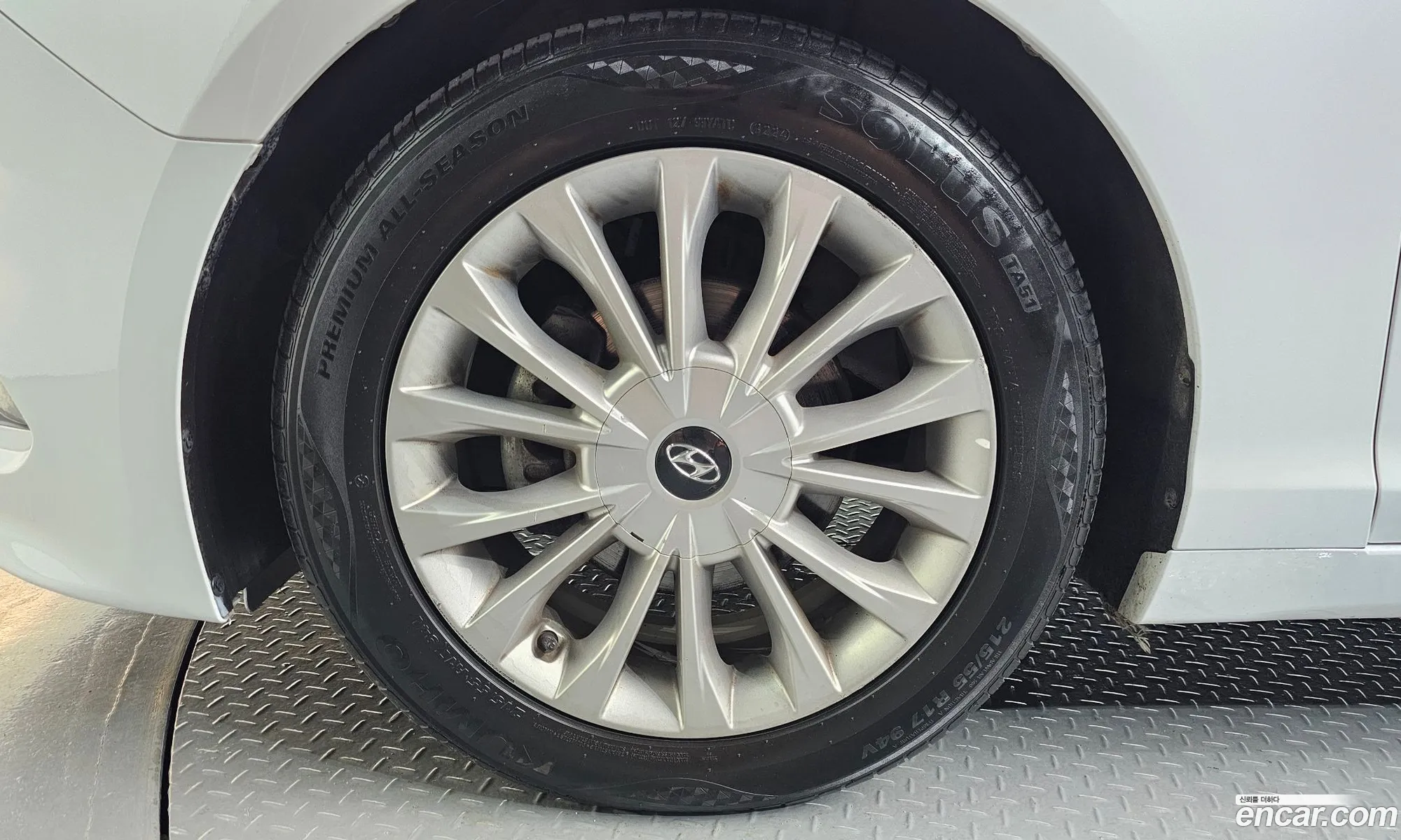 Hyundai LF Sonata 2015 KMHE341CBFA125254 — 23