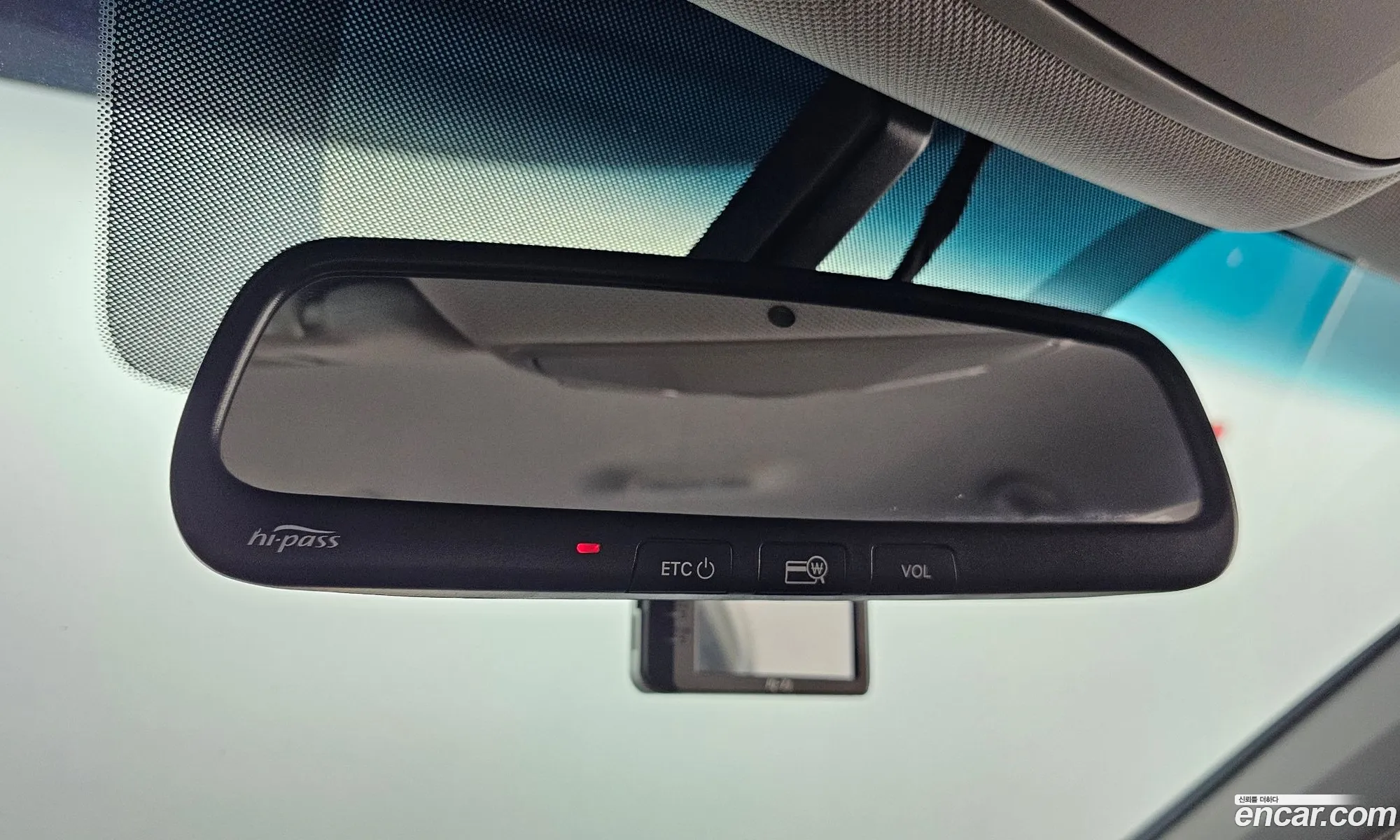 Hyundai LF Sonata 2015 KMHE341CBFA125254 — 13