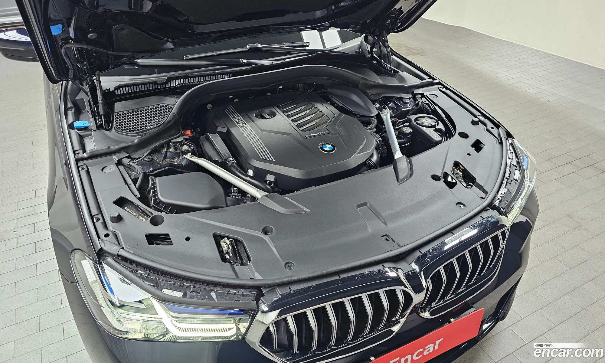 BMW 6 Series GT 2023 WBA61CC04PCM72986 — 3