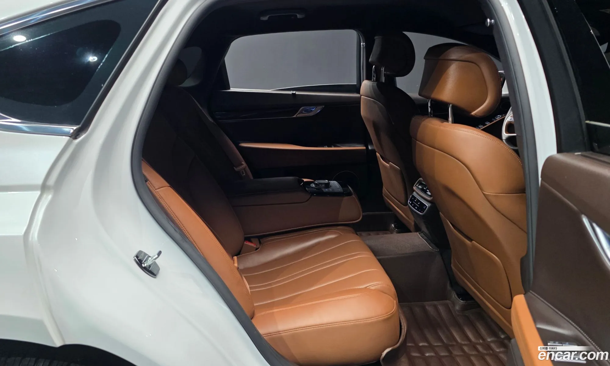 Genesis G80 2023 KMTGB41CBRU205639 — 26