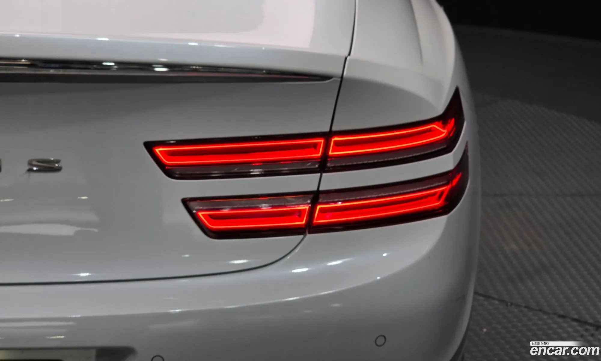 Genesis G80 2023 KMTGB41CBRU205639 — 5