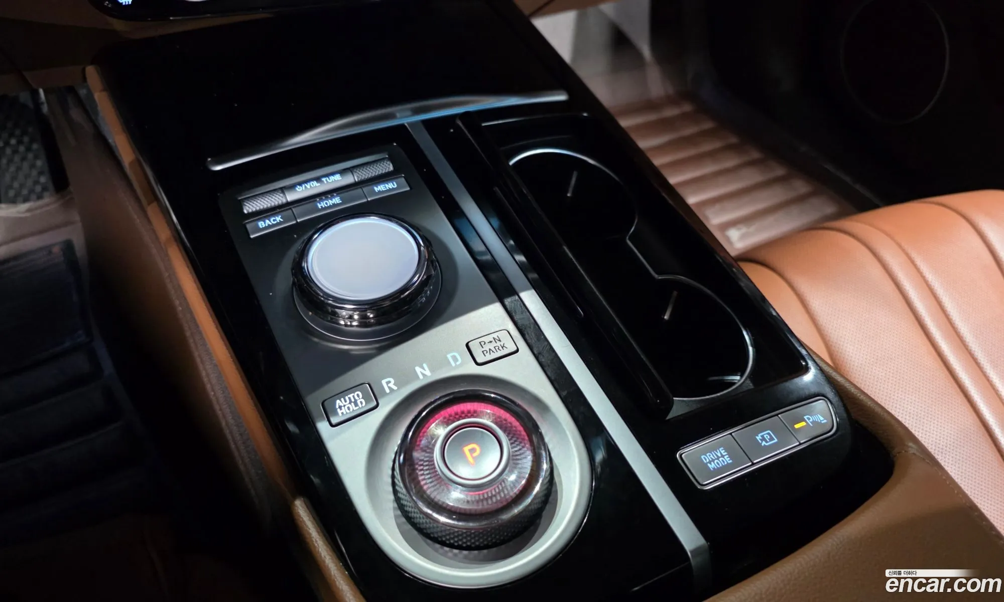 Genesis G80 2023 KMTGB41CBRU205639 — 10