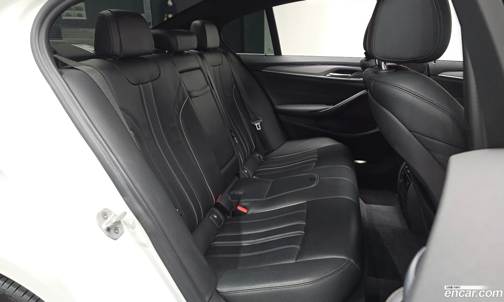 BMW 5 Series 2017 WBAJC3102JG995799 — 26