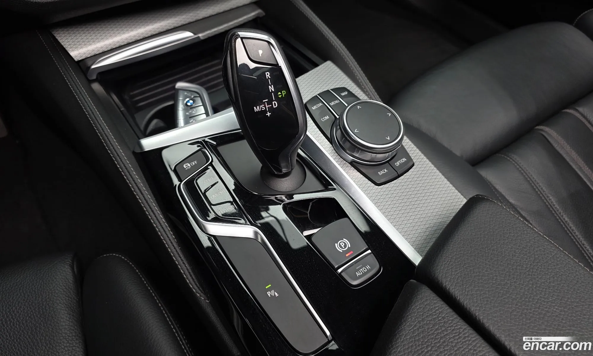 BMW 5 Series 2017 WBAJC3102JG995799 — 10