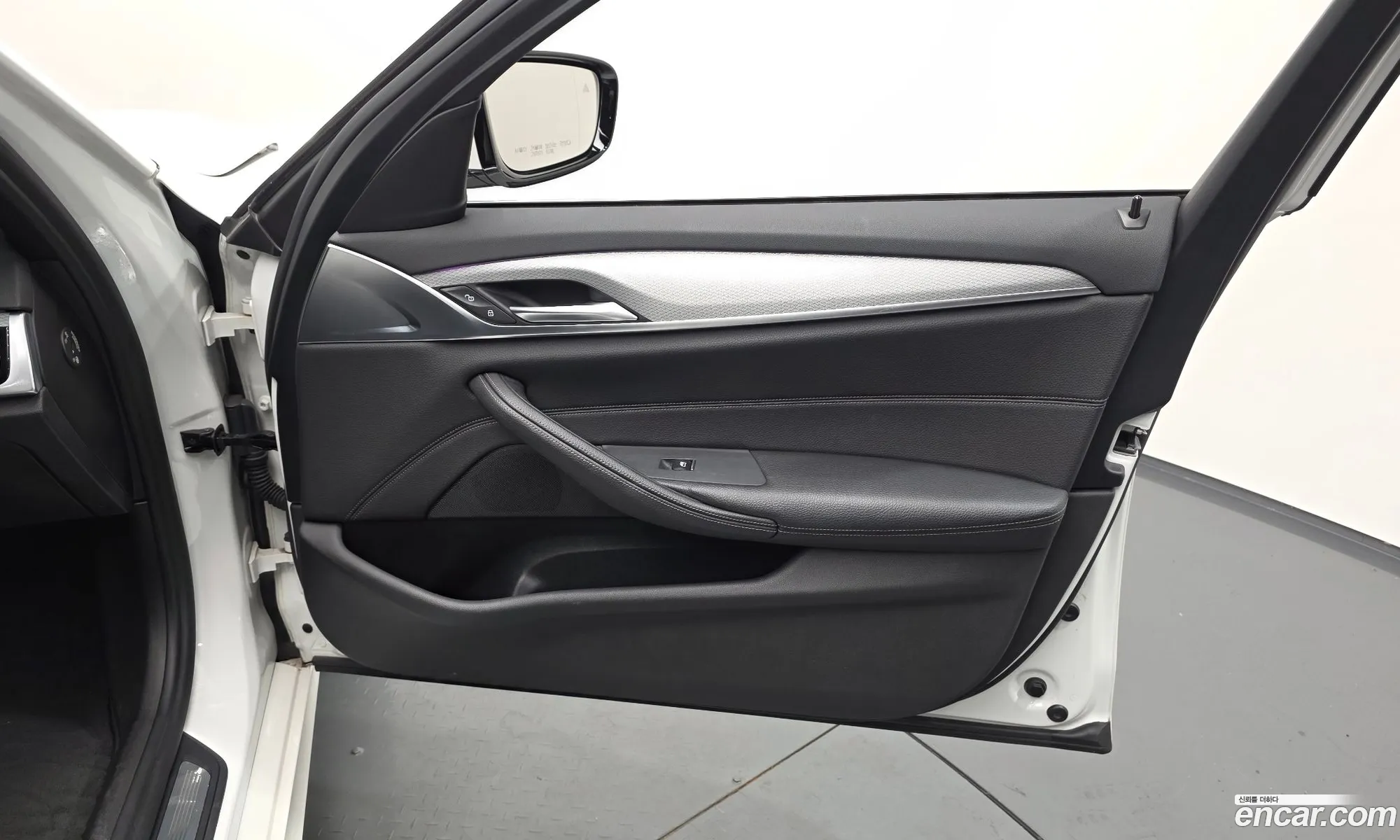 BMW 5 Series 2017 WBAJC3102JG995799 — 13
