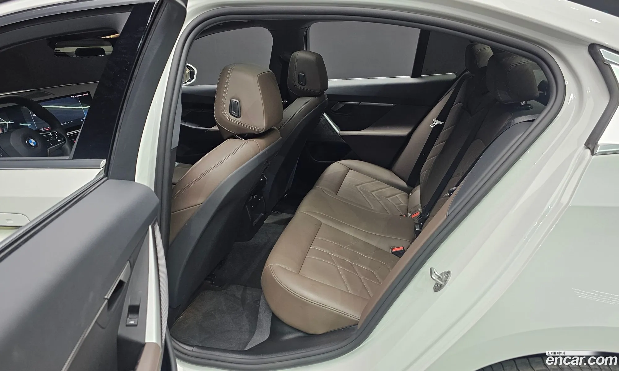BMW 5 Series 2024 — 31