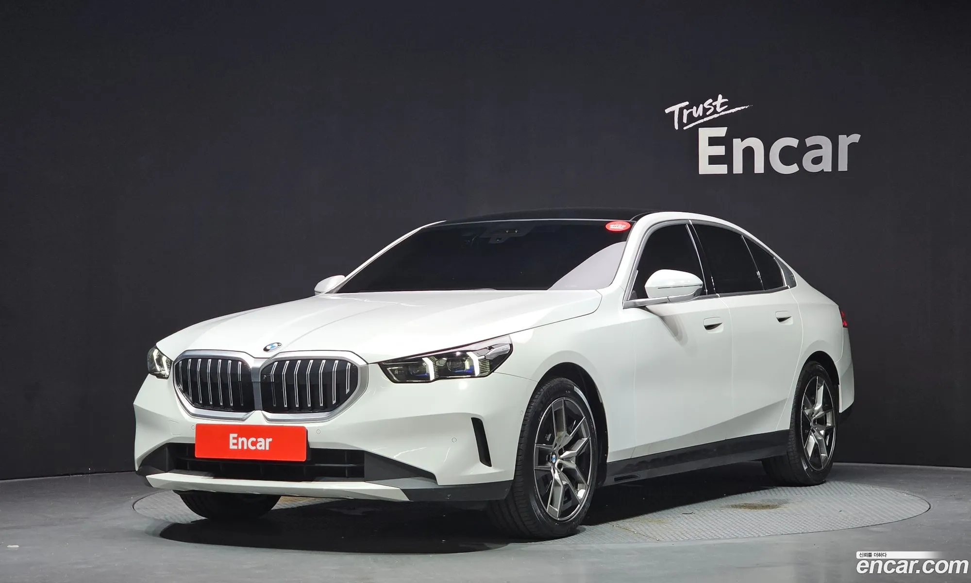 BMW 5 Series 2024 — 30