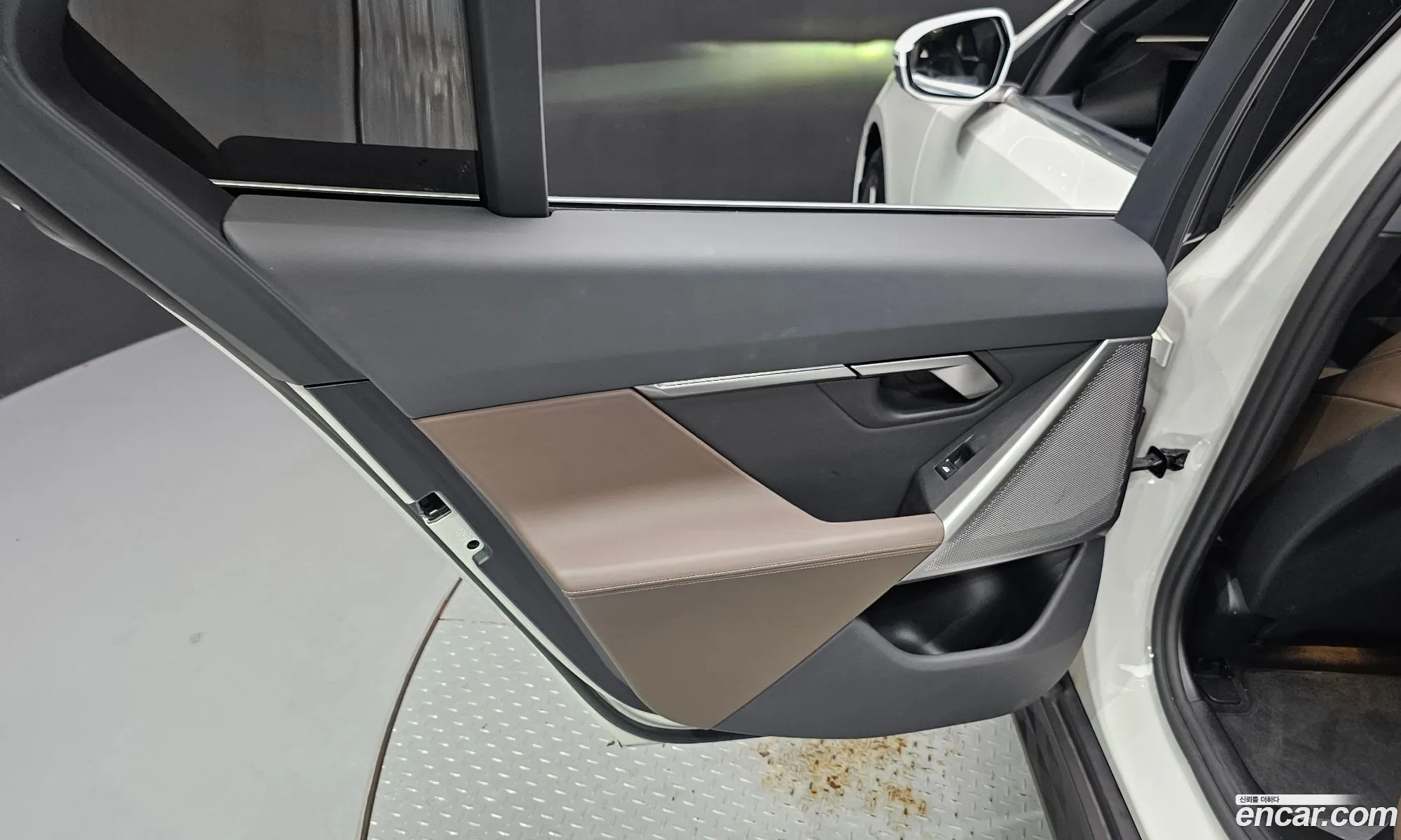 BMW 5 Series 2024 — 7