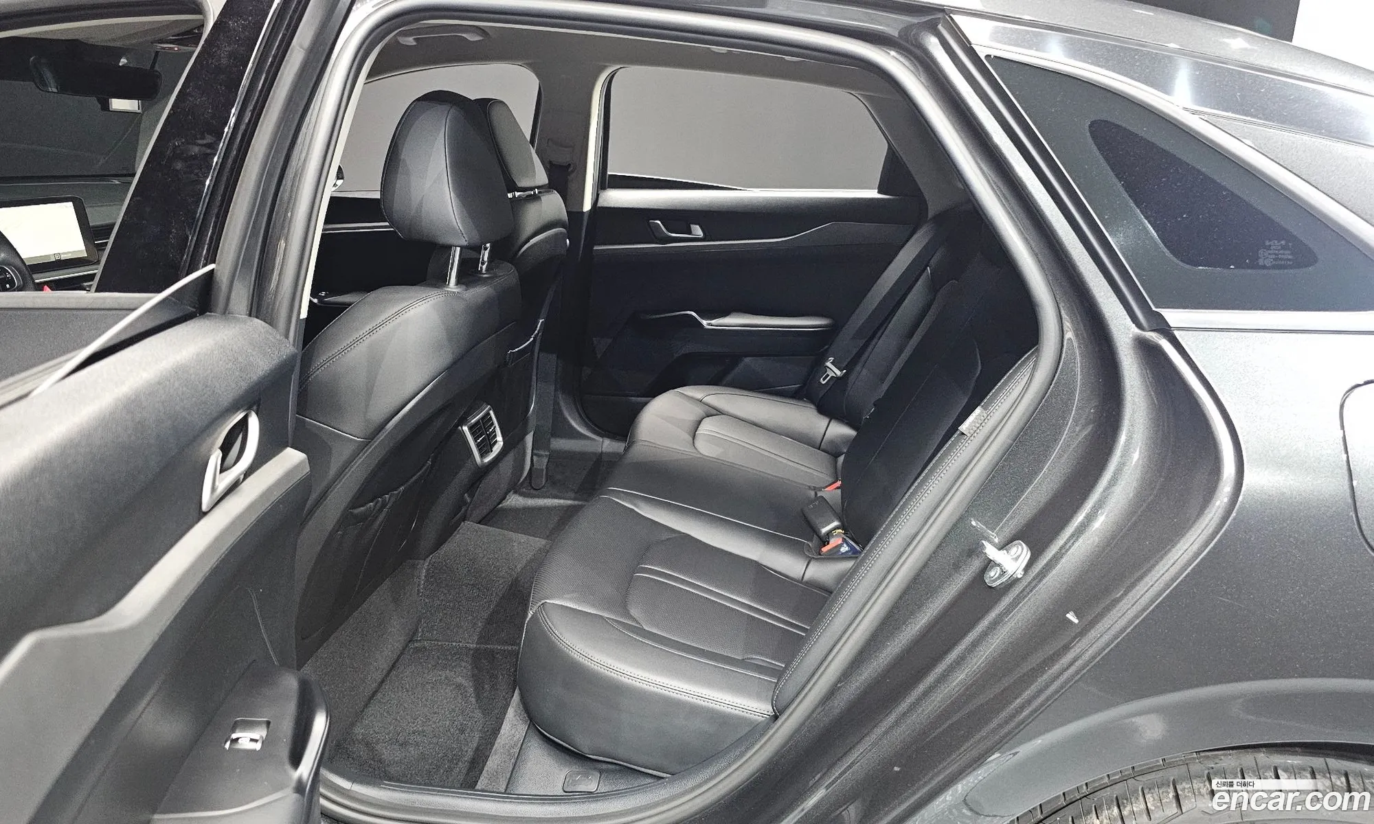 Kia K5 2024 KNAG241ABRA255113 — 12