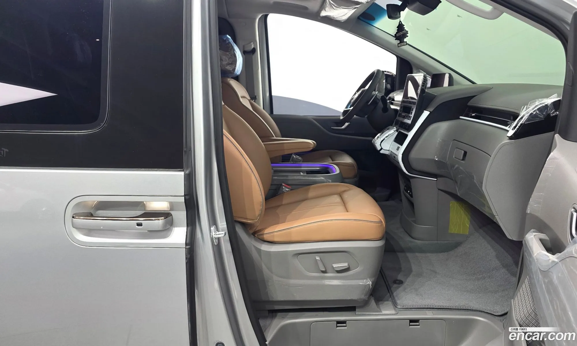 Hyundai Staria 2023 — 6
