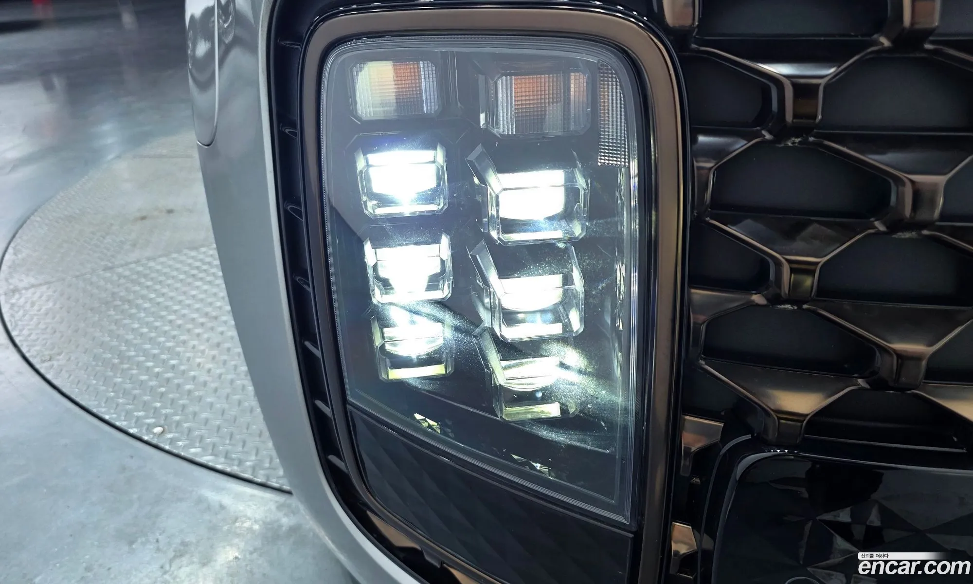 Hyundai Staria 2023 — 4