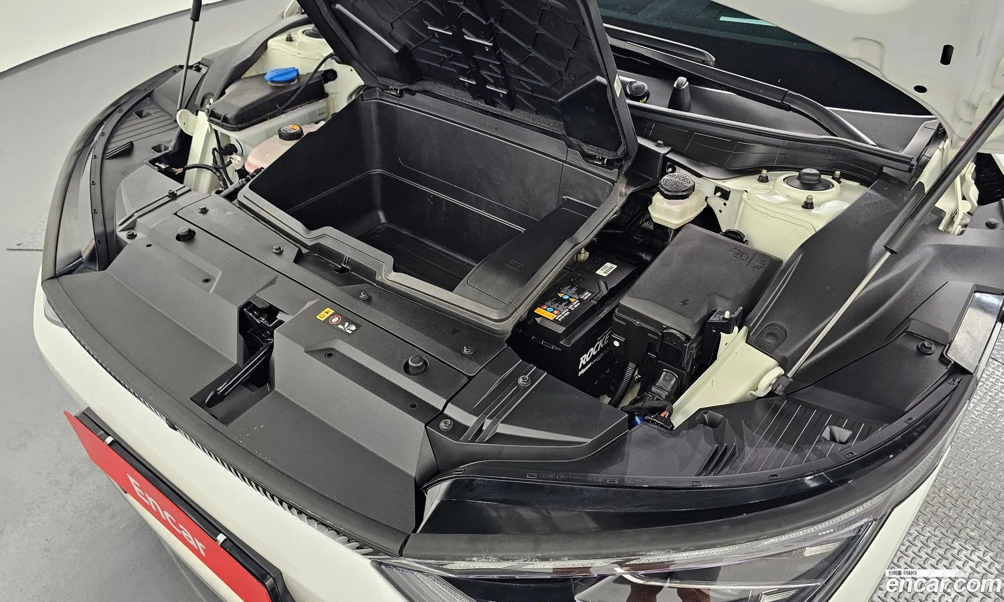 Kia EV6 2023 — 16
