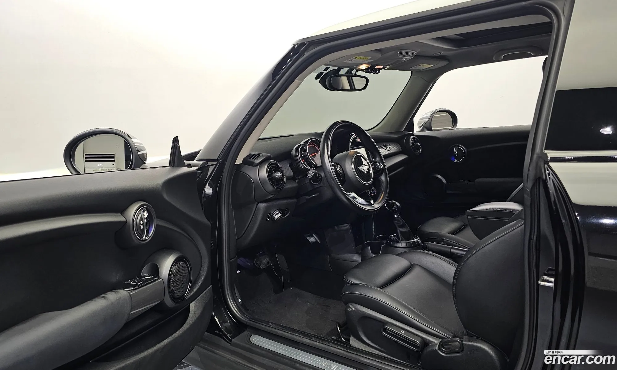 Mini Cooper D 2017 — 12