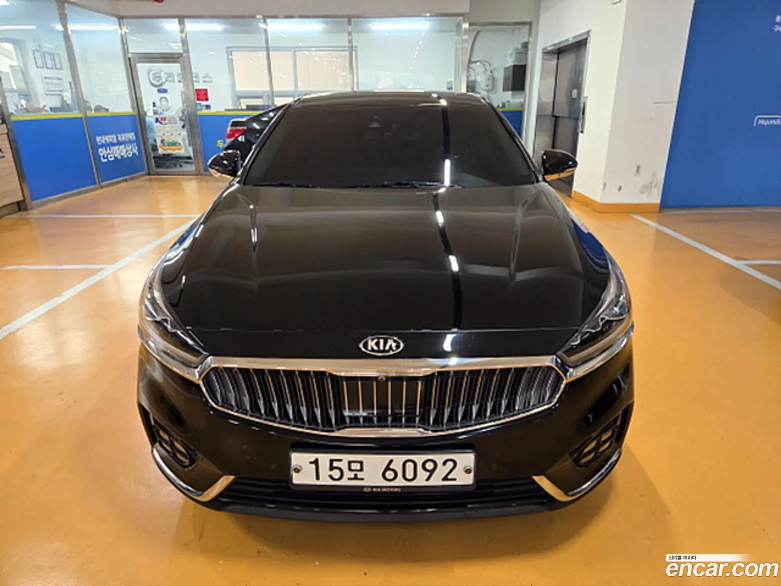 Kia K7 2017 — 2