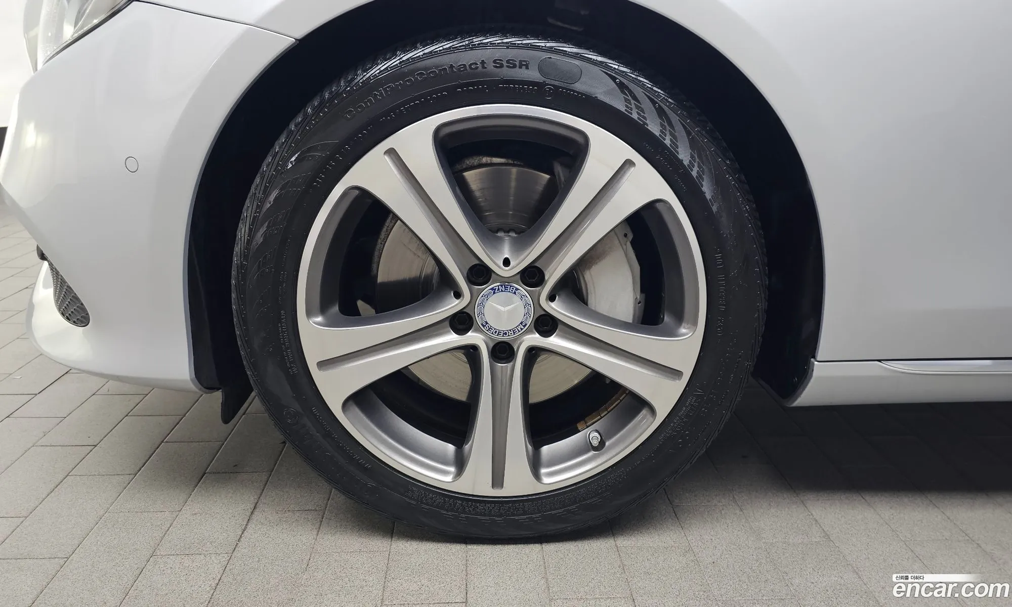 Mercedes-Benz E-Class W213 2016 WDDZF4KB5HA084100 — 27