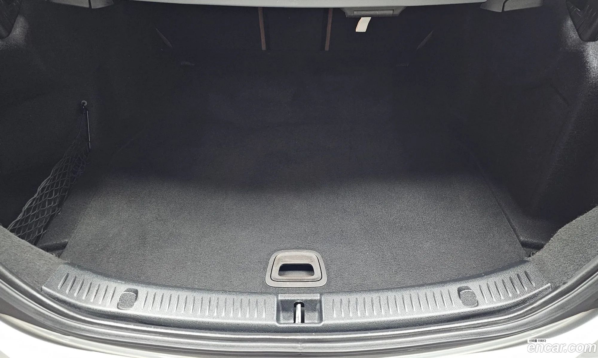 Mercedes-Benz E-Class W213 2016 WDDZF4KB5HA084100 — 7