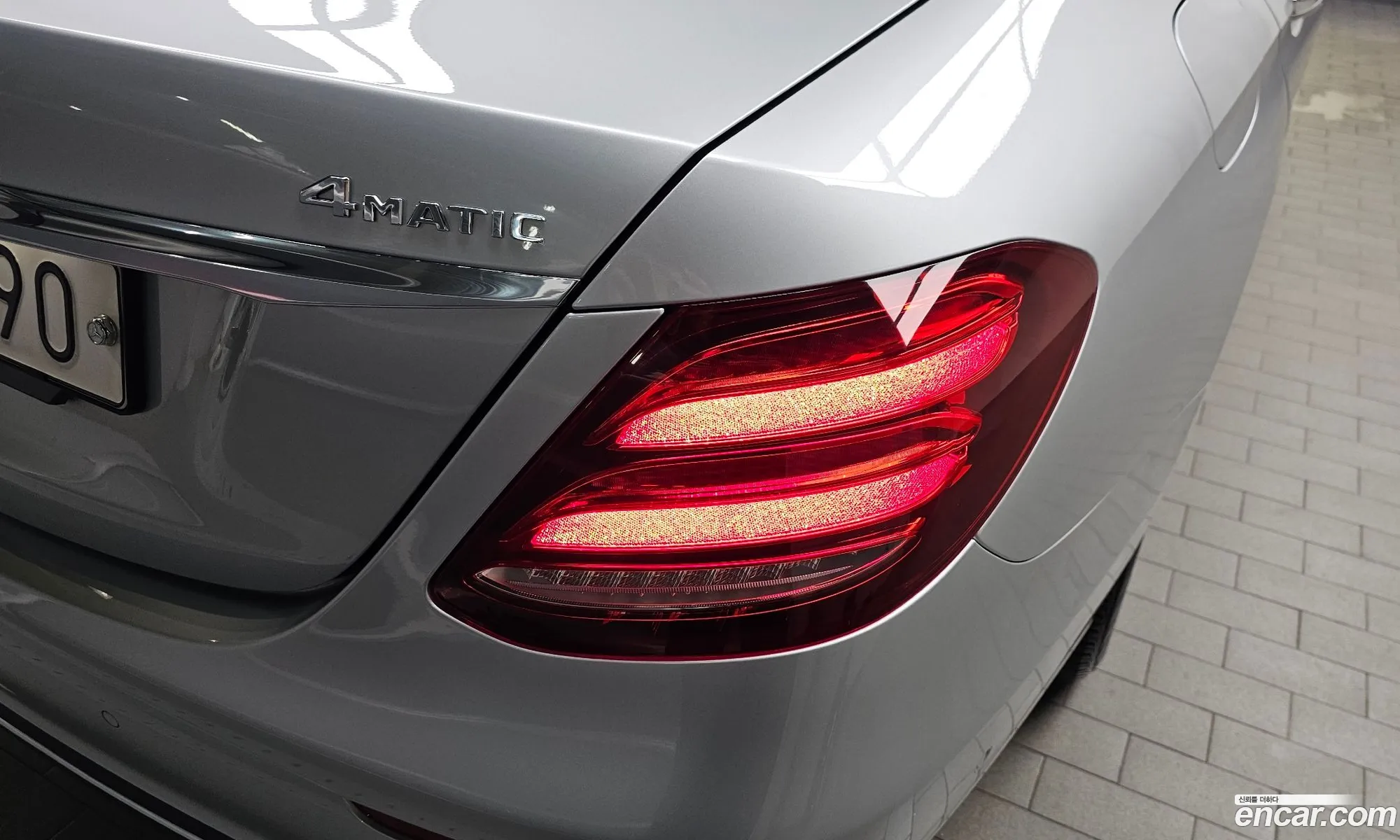 Mercedes-Benz E-Class W213 2016 WDDZF4KB5HA084100 — 30
