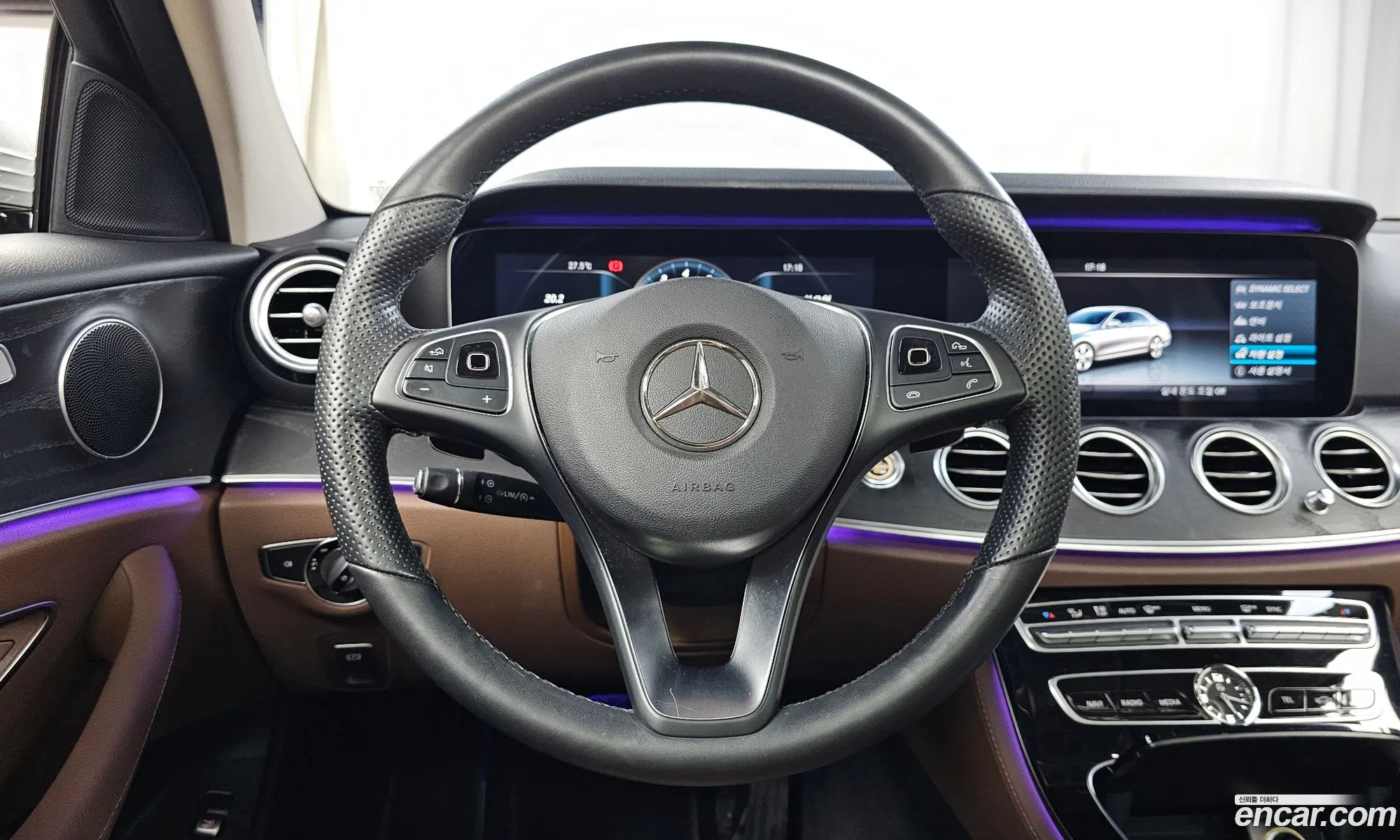 Mercedes-Benz E-Class W213 2016 WDDZF4KB5HA084100 — 2