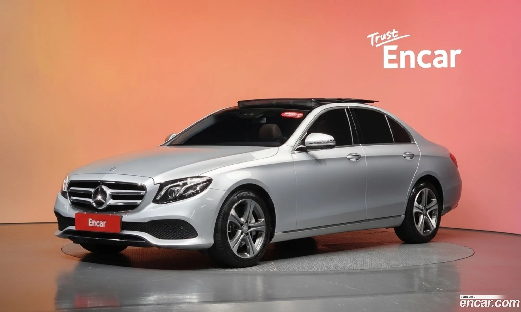 Mercedes-Benz E-Class W213 2016 WDDZF4KB5HA084100 — 4