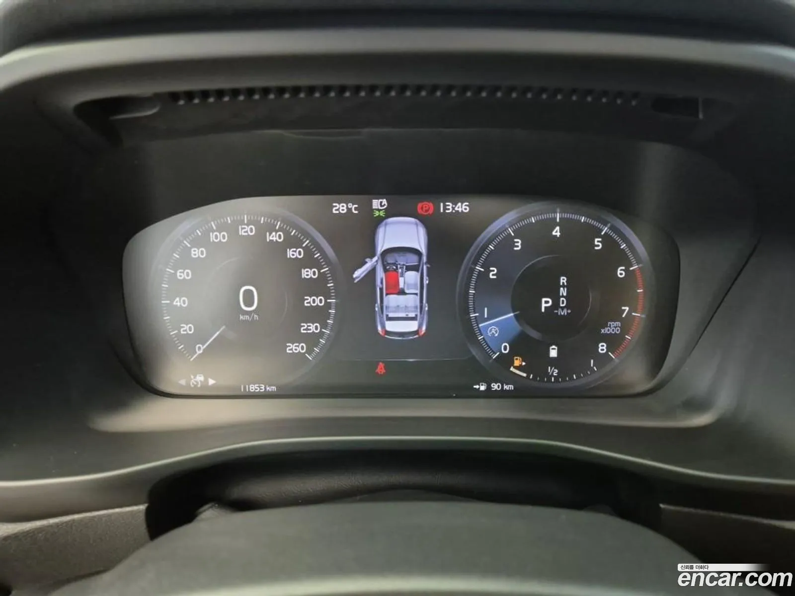 Volvo XC40 2021 — 2