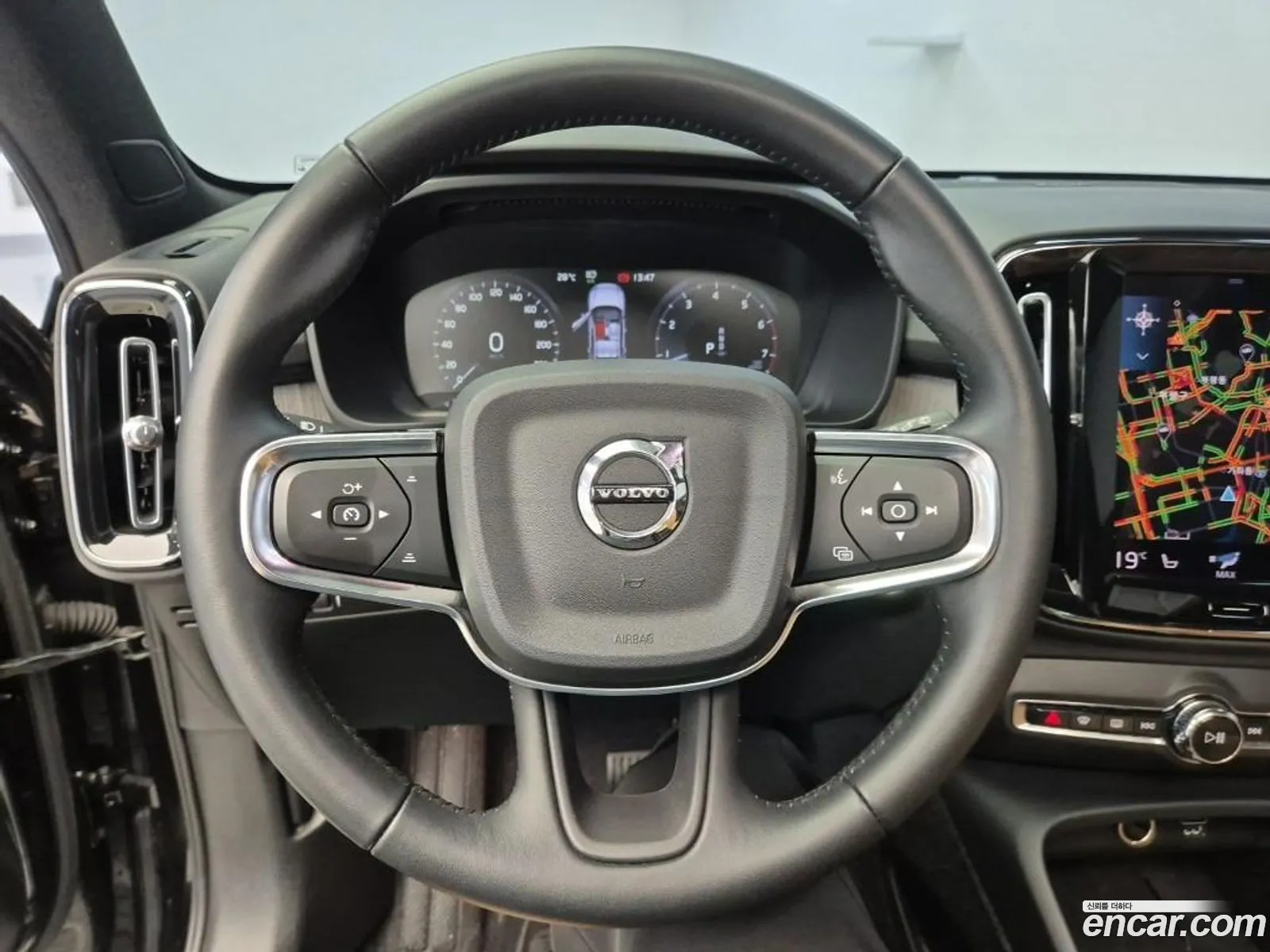 Volvo XC40 2021 — 5