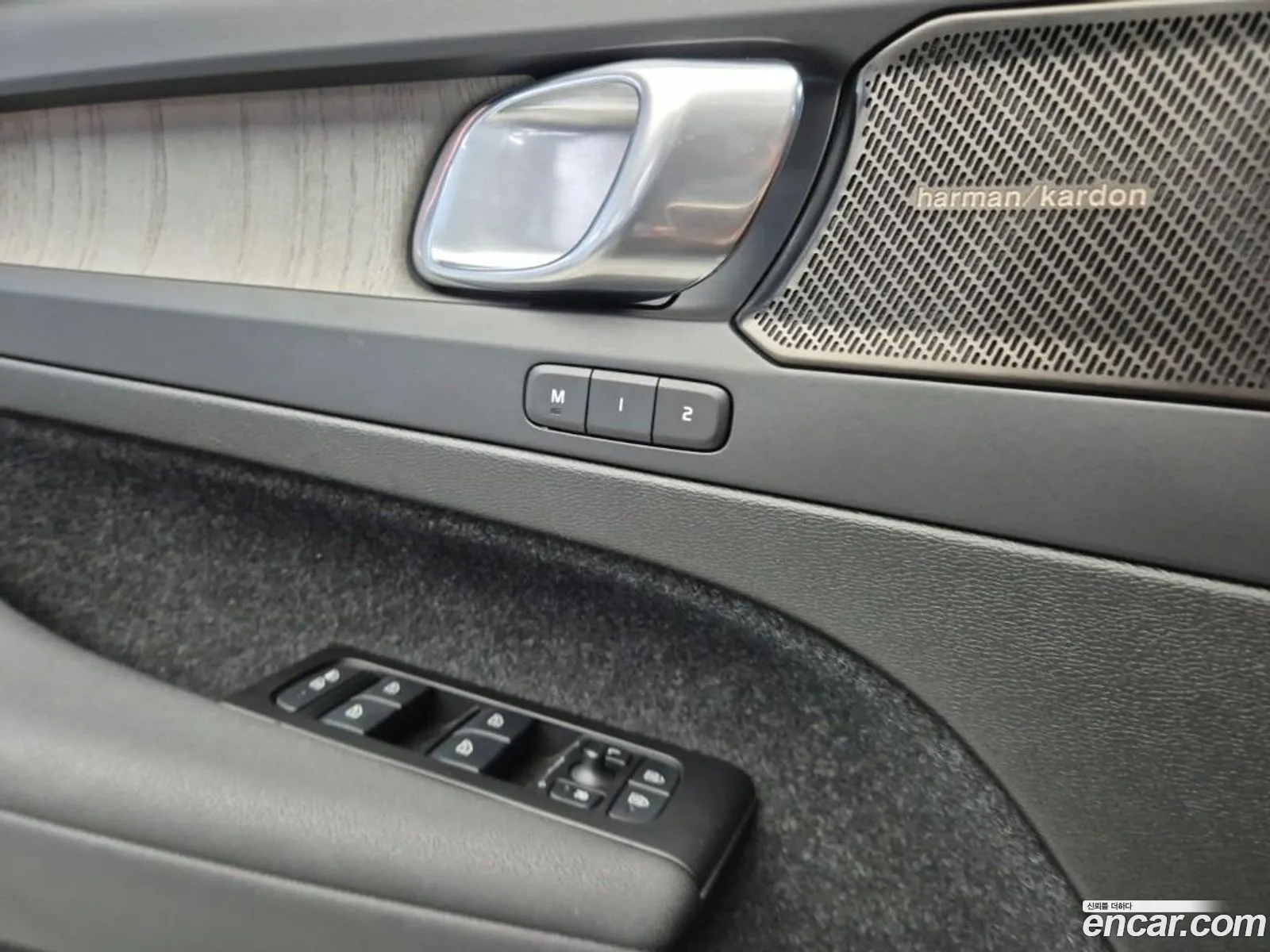 Volvo XC40 2021 — 4