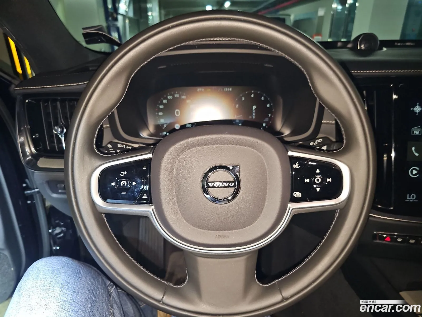 Volvo V60 Cross Country 2019 — 3