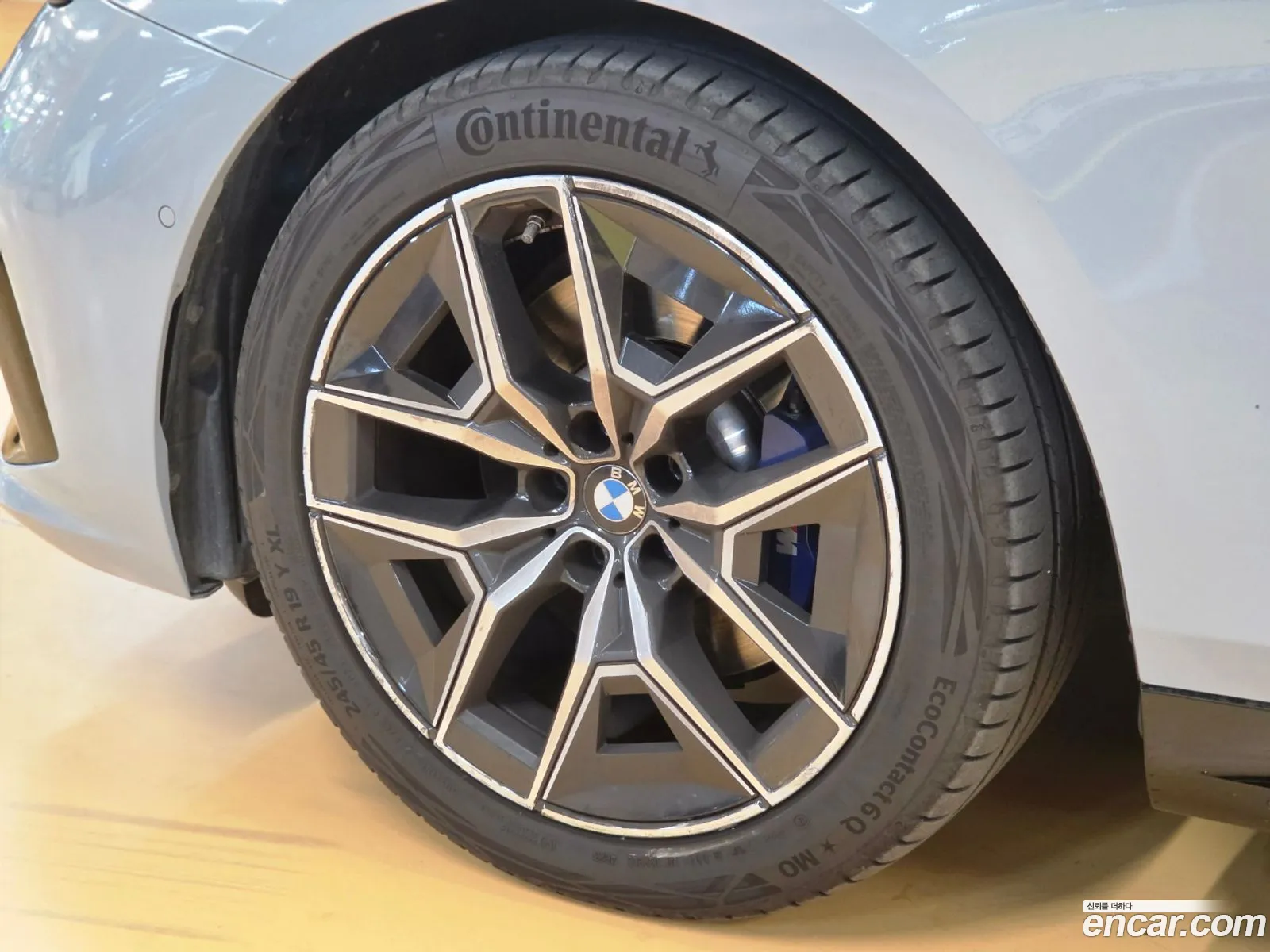BMW 5 Series 2024 — 5
