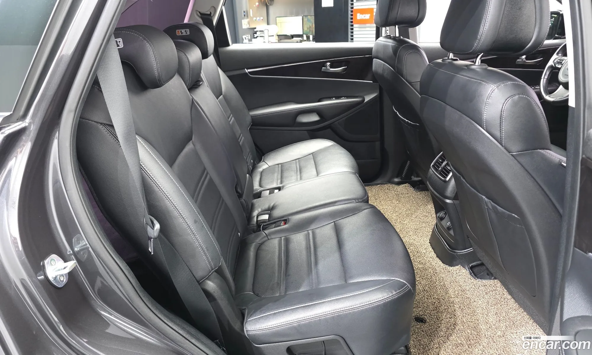 Kia Sorento 2017 KNAPS81ABHA331790 — 28