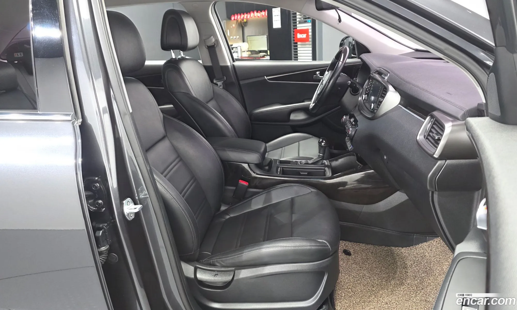 Kia Sorento 2017 KNAPS81ABHA331790 — 7