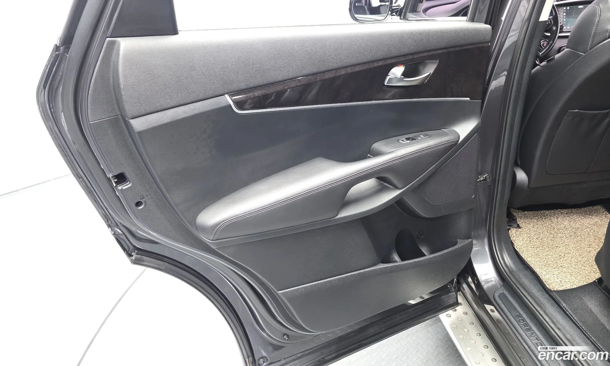 Kia Sorento 2017 KNAPS81ABHA331790 — 11