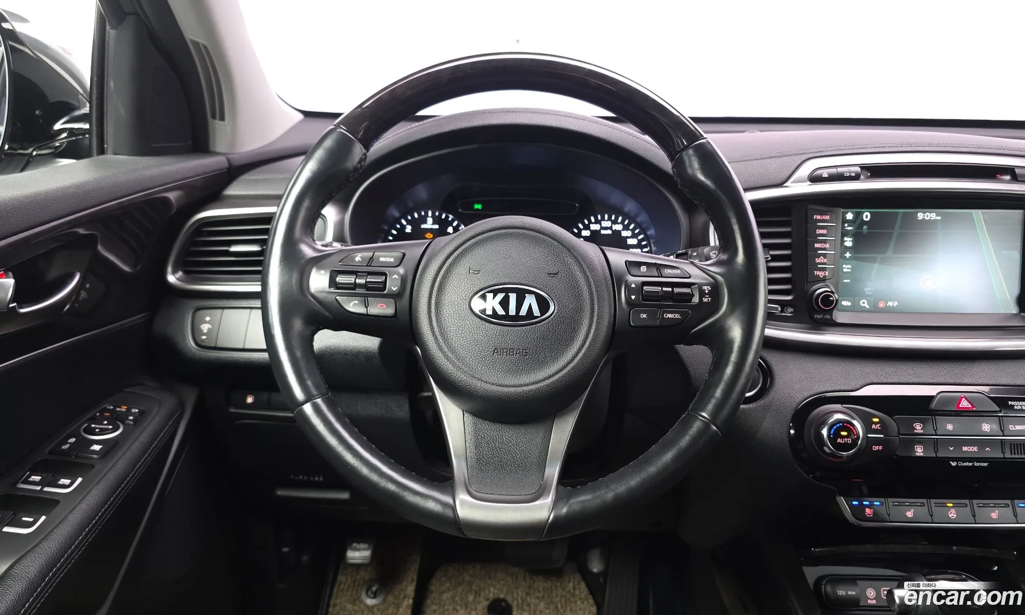 Kia Sorento 2017 KNAPS81ABHA331790 — 27