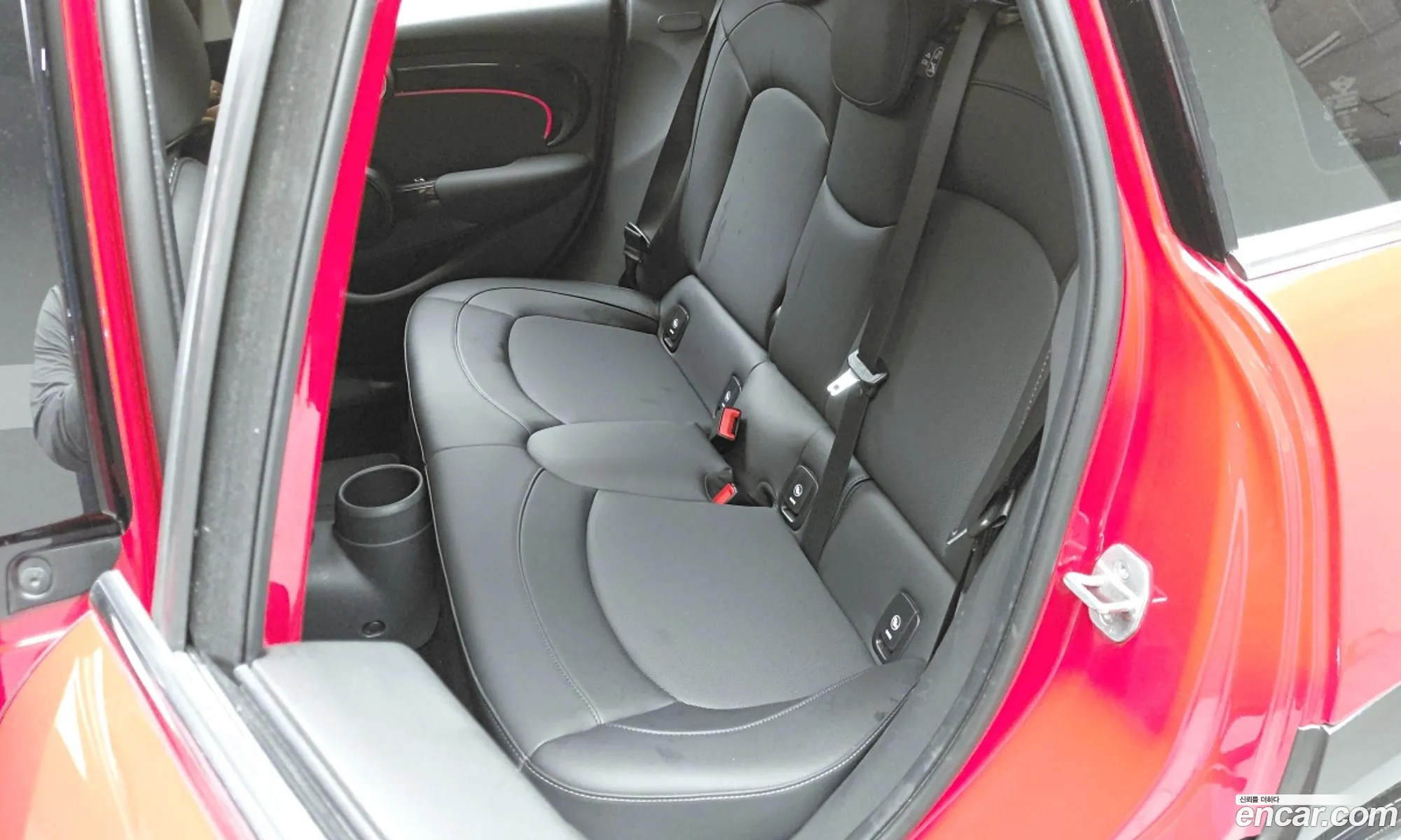 Mini Cooper 2023 — 15