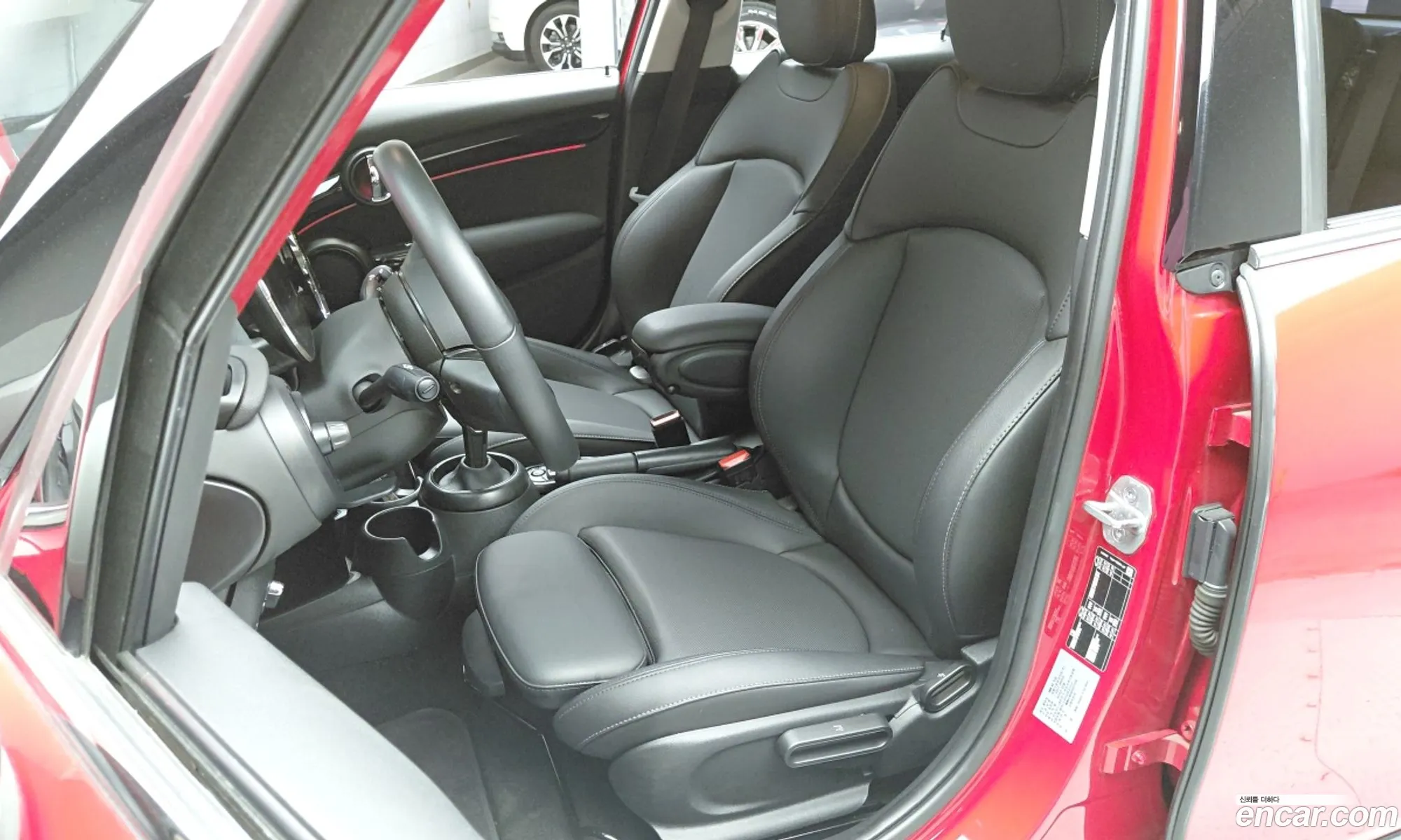 Mini Cooper 2023 — 20